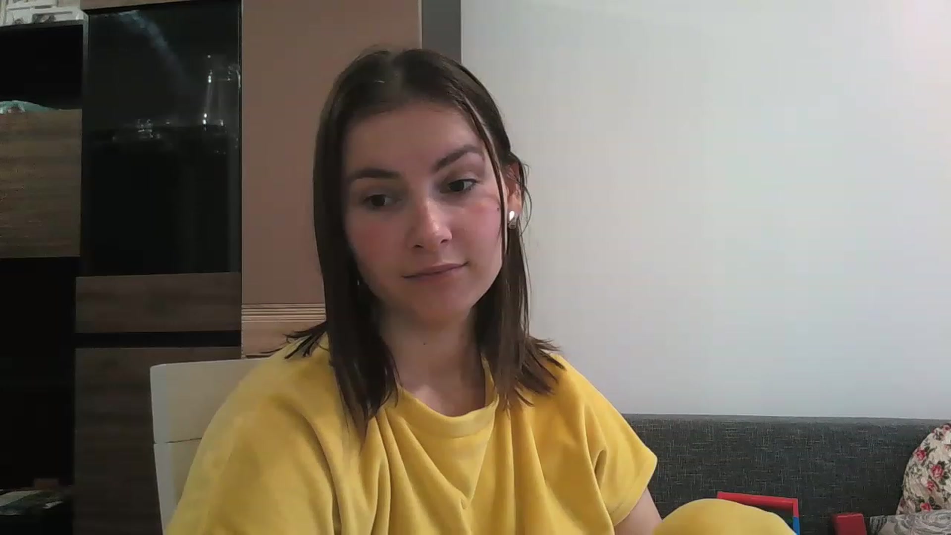 Gallery image thumbnail from MisssLove_is's myfreecams stream on, 12/04/2022, 10:52 image 11 of 20