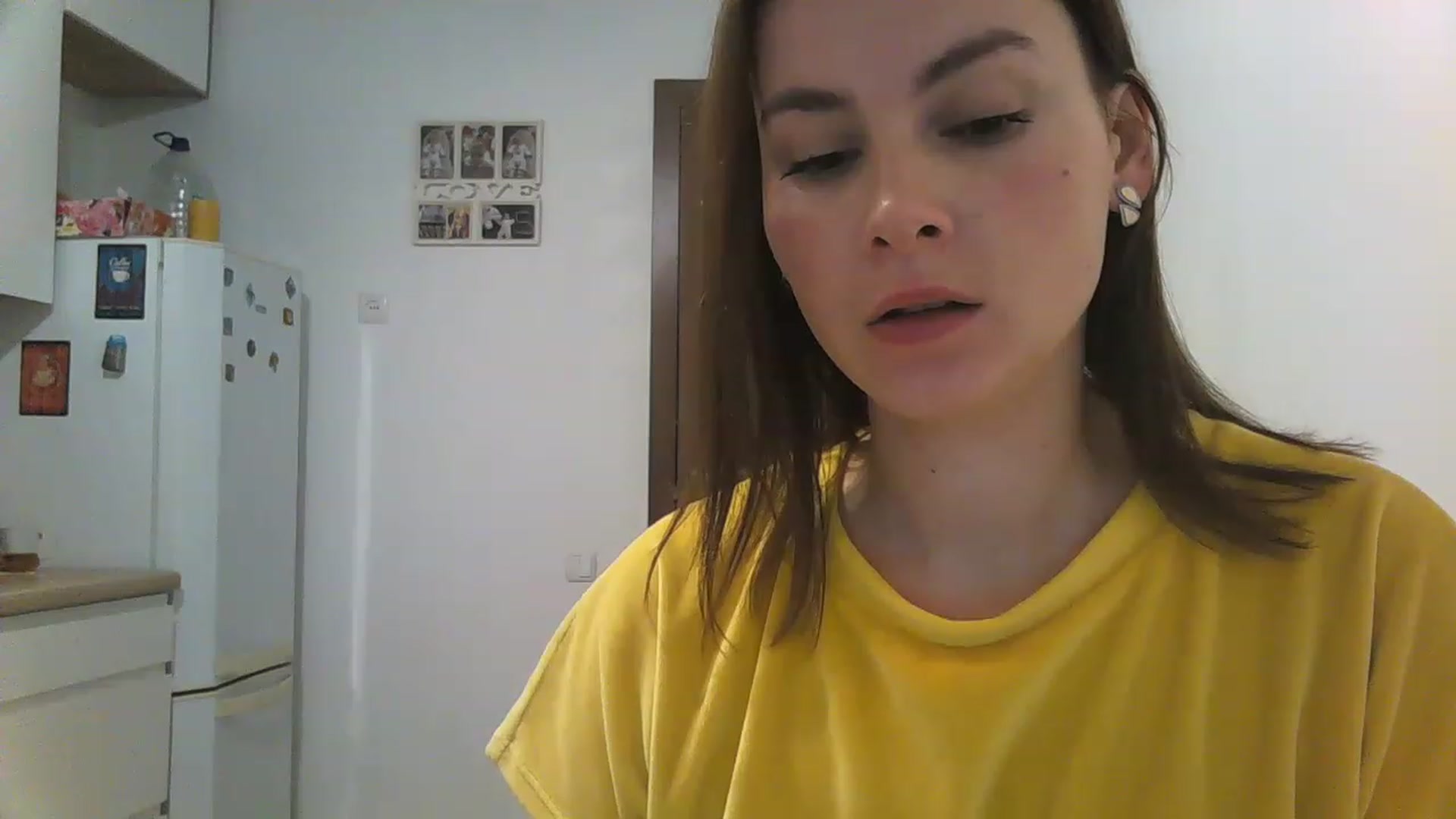Gallery image thumbnail from MisssLove_is's myfreecams stream on, 12/04/2022, 12:26 image 2 of 20