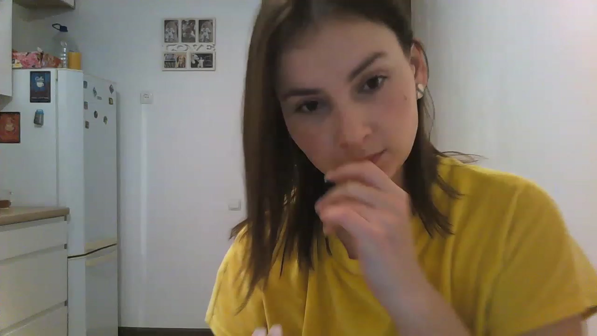 Gallery image thumbnail from MisssLove_is's myfreecams stream on, 12/04/2022, 12:26 image 20 of 20