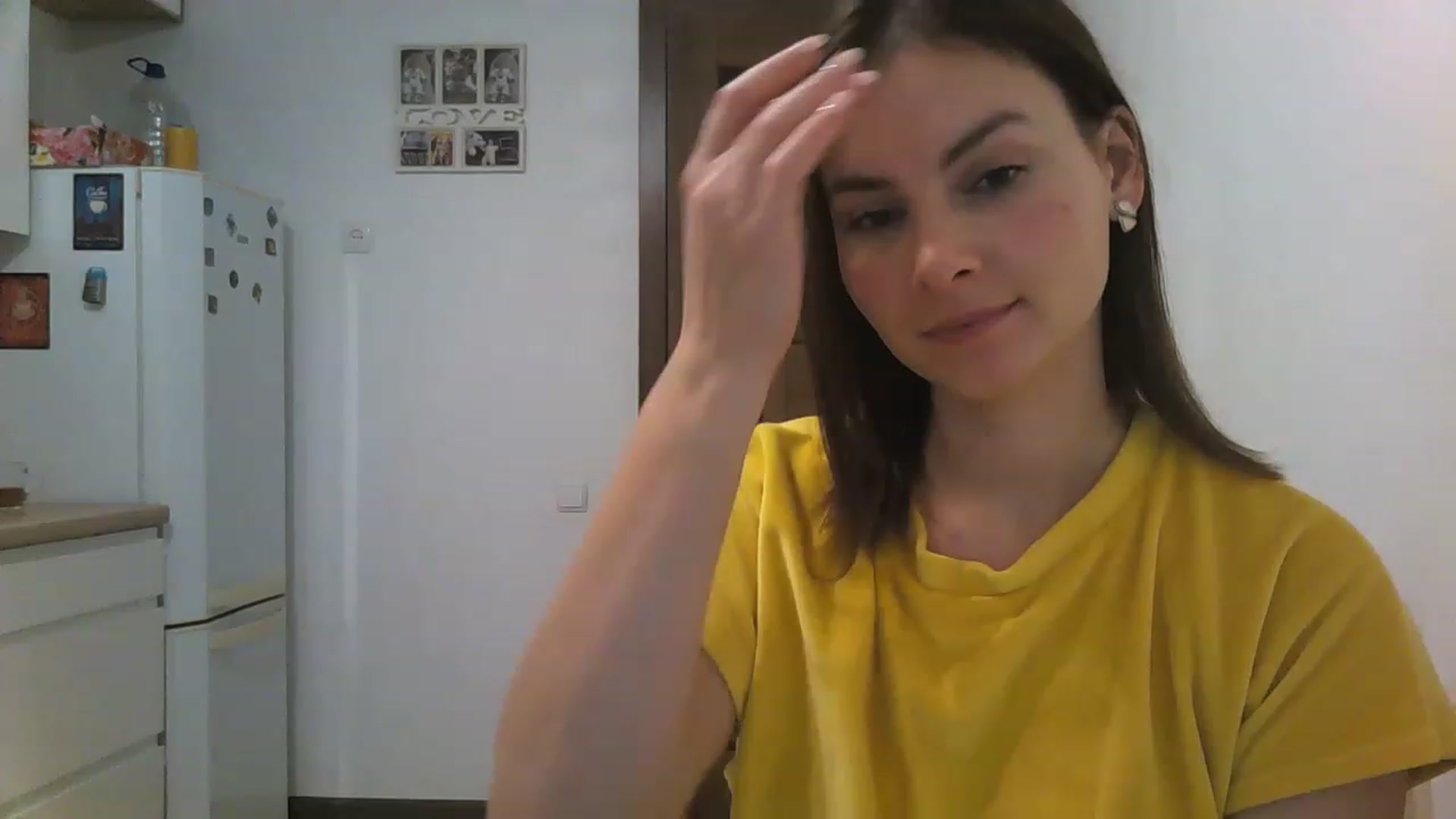 Gallery image thumbnail from MisssLove_is's myfreecams stream on, 12/04/2022, 12:26 image 12 of 20