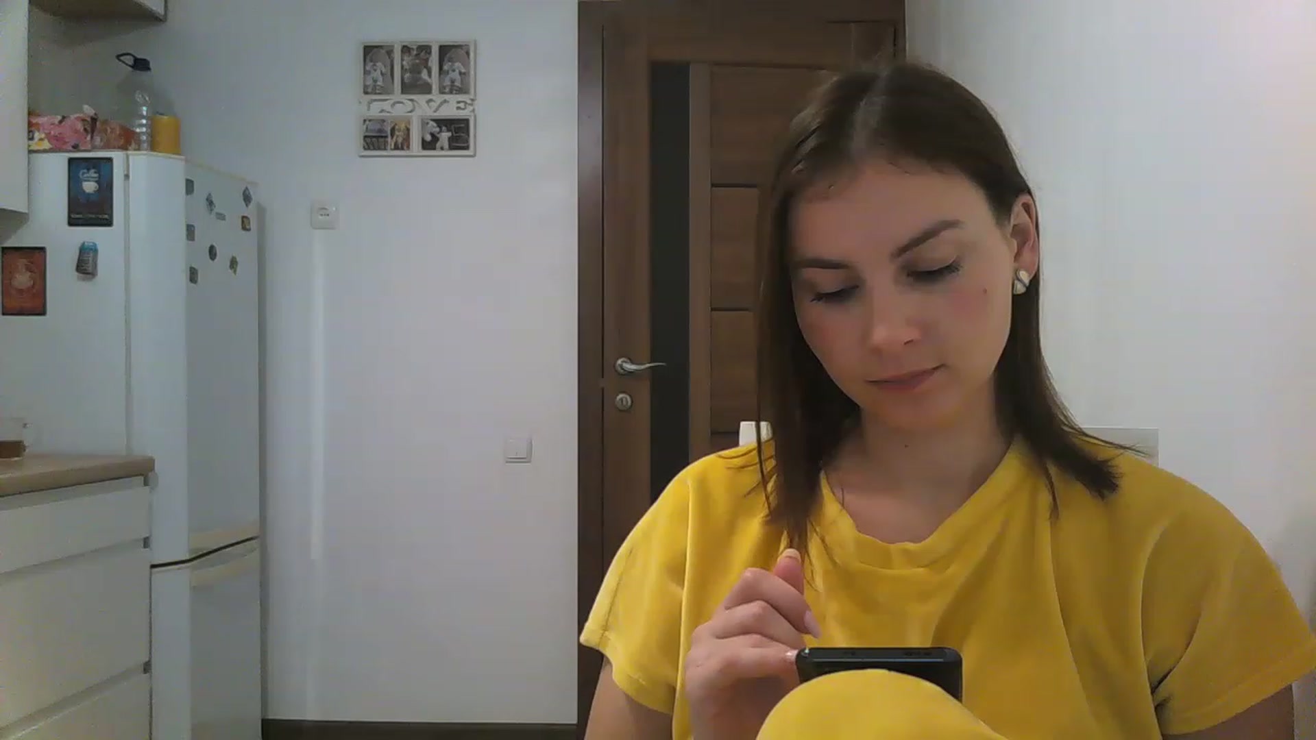 Gallery image thumbnail from MisssLove_is's myfreecams stream on, 12/04/2022, 12:26 image 15 of 20