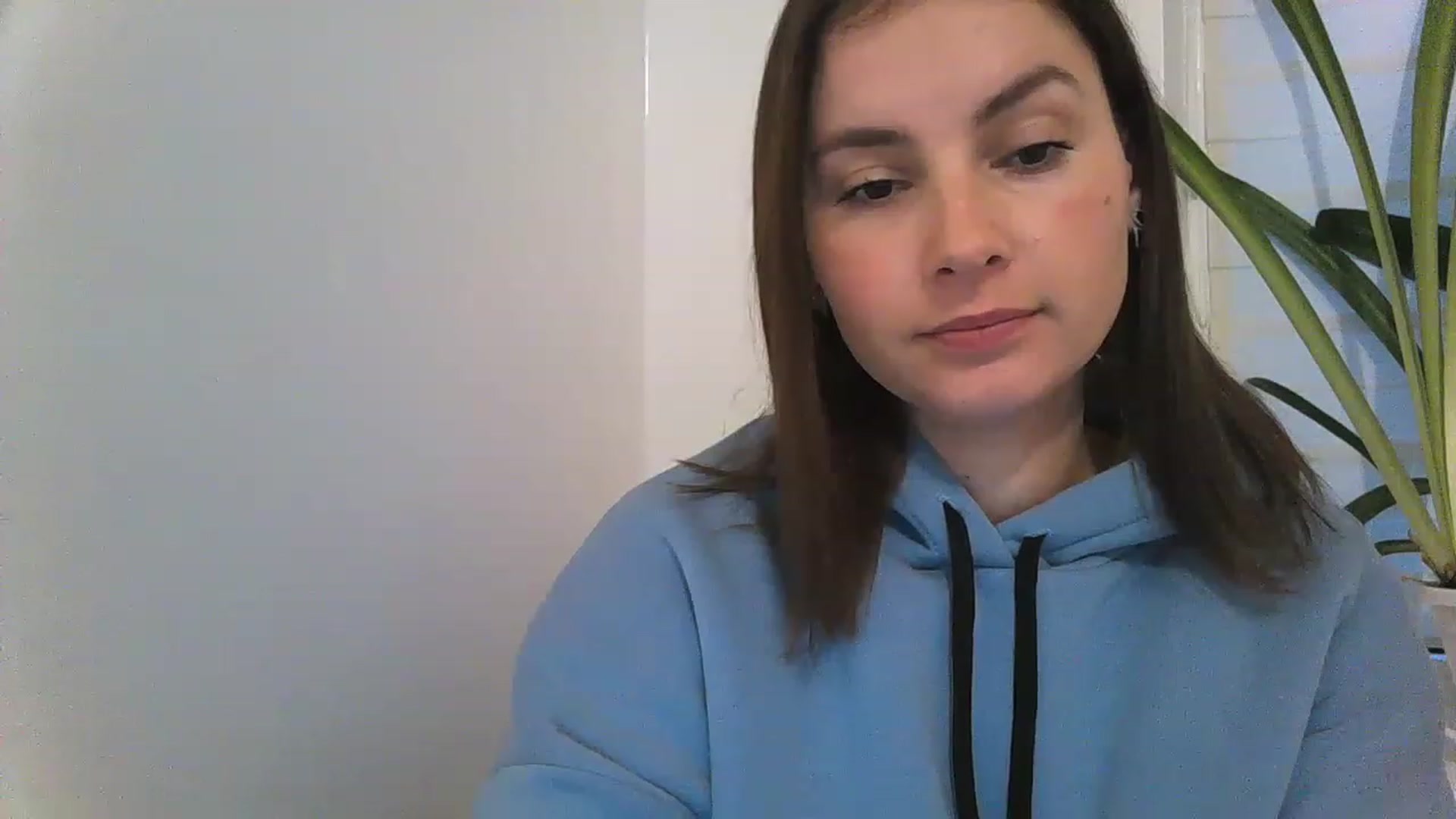 Gallery image thumbnail from MisssLove_is's myfreecams stream on, 12/04/2022, 14:22 image 5 of 20