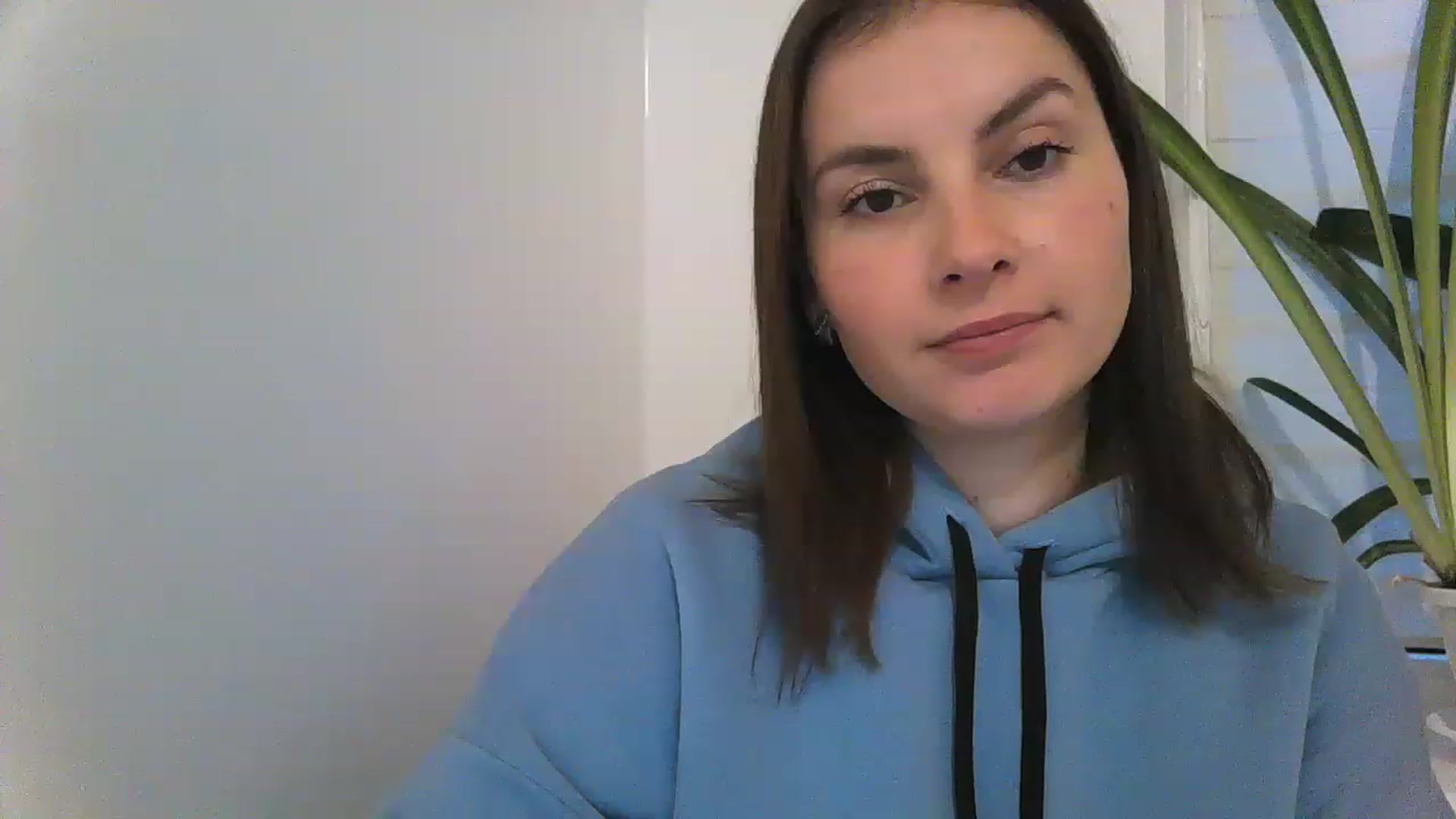Gallery image thumbnail from MisssLove_is's myfreecams stream on, 12/04/2022, 14:22 image 6 of 20