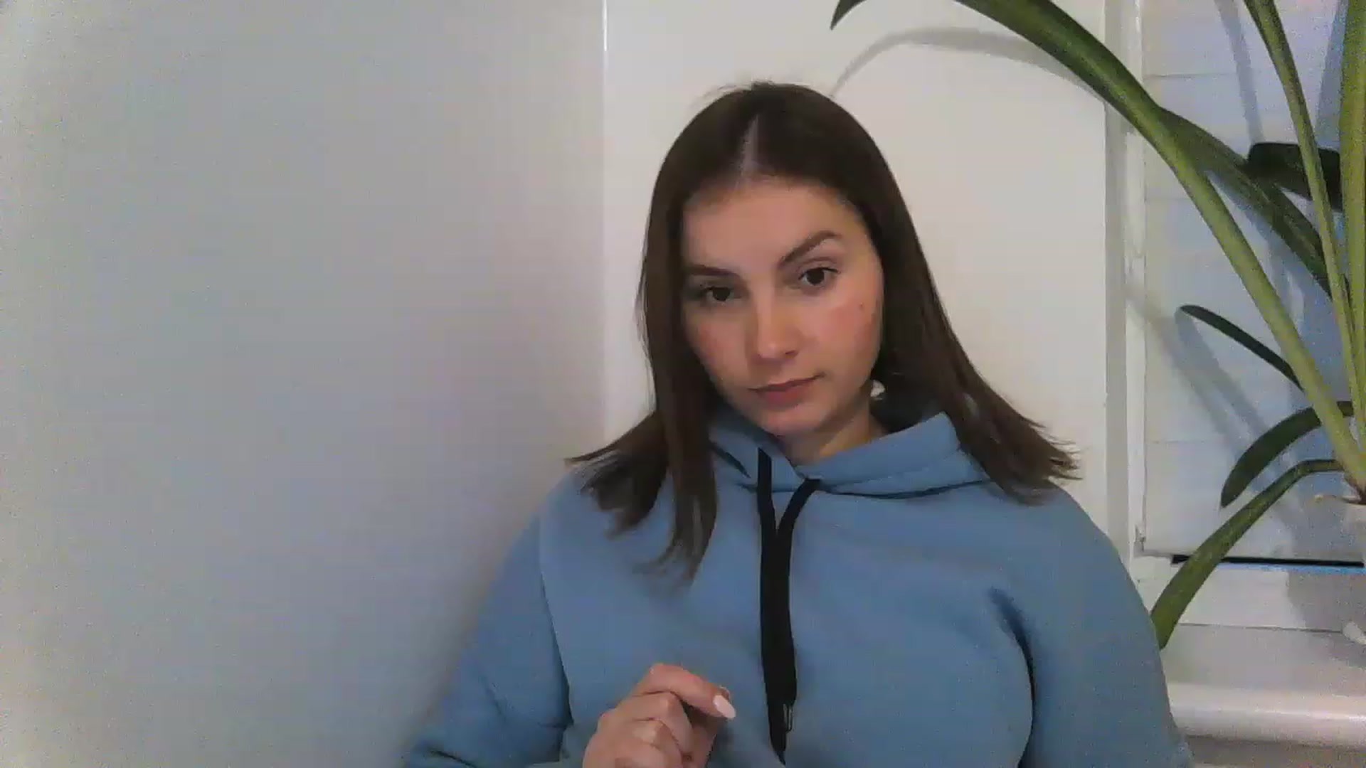 Gallery image thumbnail from MisssLove_is's myfreecams stream on, 12/04/2022, 14:22 image 16 of 20