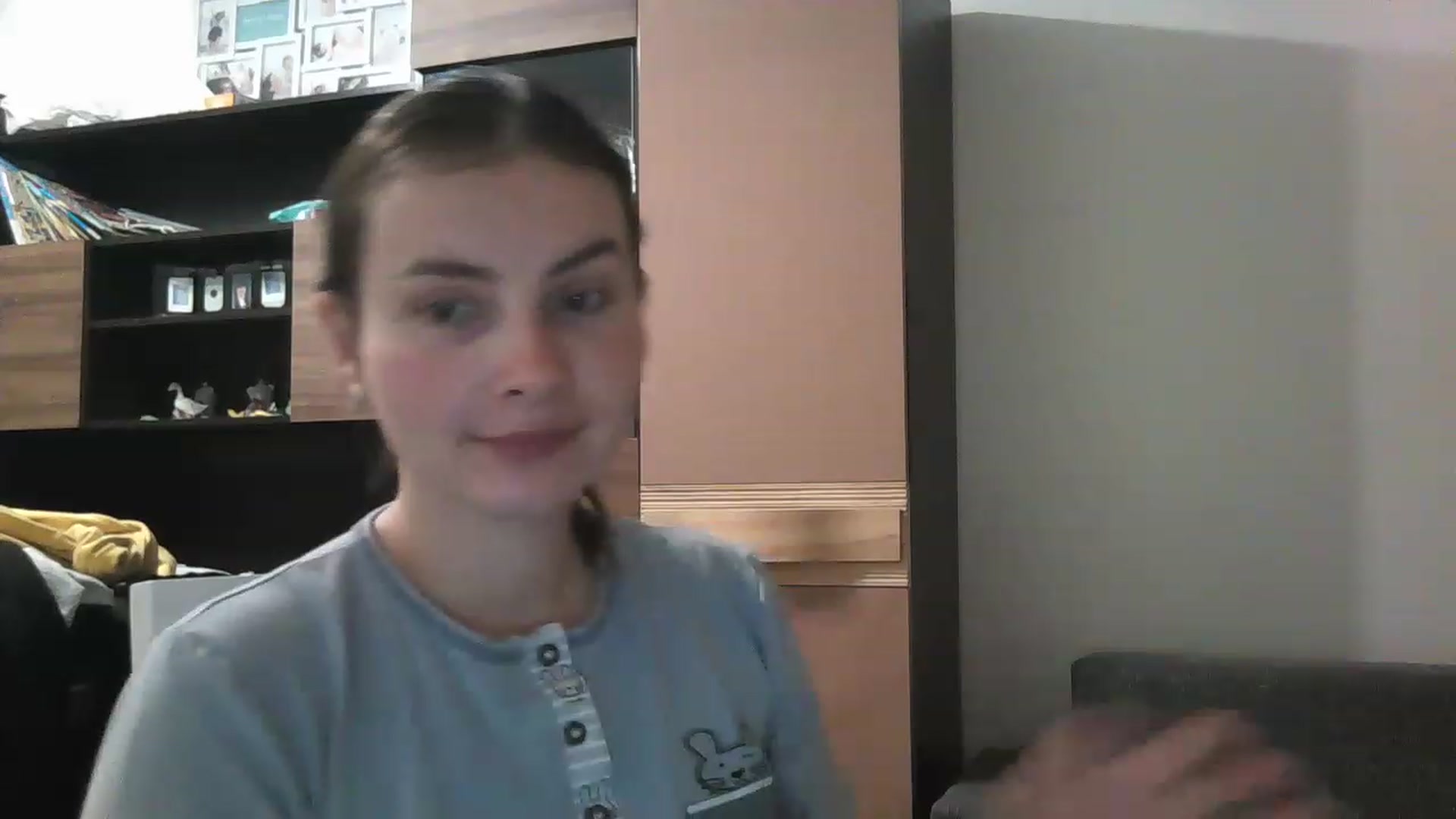 Gallery image thumbnail from MisssLove_is's myfreecams stream on, 12/05/2022, 18:10 image 12 of 20