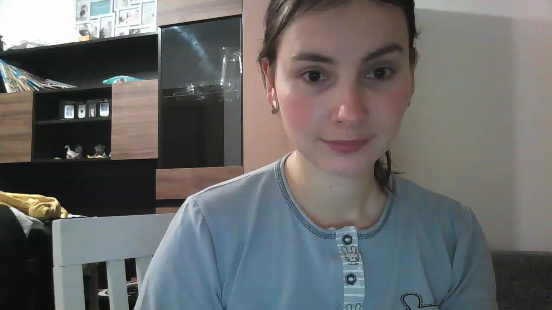 Gallery image thumbnail from MisssLove_is's myfreecams stream on, 12/05/2022, 18:10 image 11 of 20
