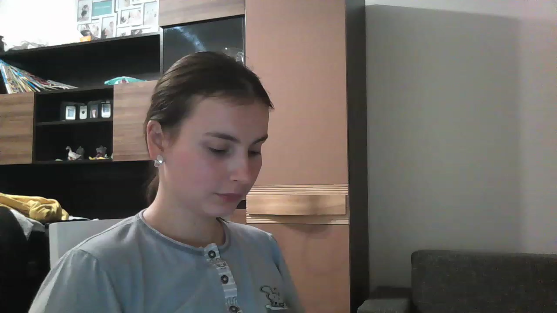 Gallery image thumbnail from MisssLove_is's myfreecams stream on, 12/05/2022, 18:10 image 17 of 20
