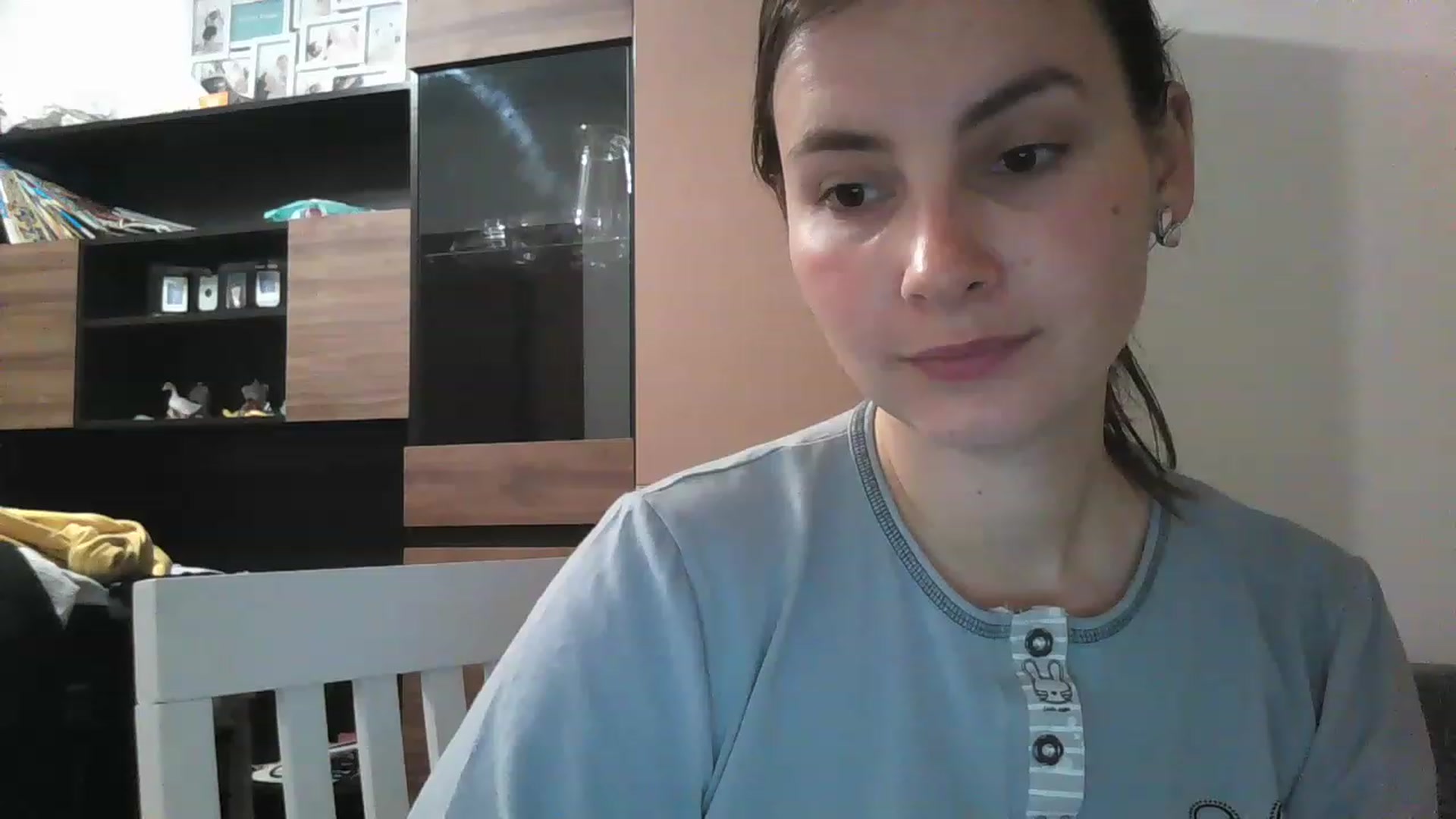 Gallery image thumbnail from MisssLove_is's myfreecams stream on, 12/05/2022, 18:10 image 4 of 20