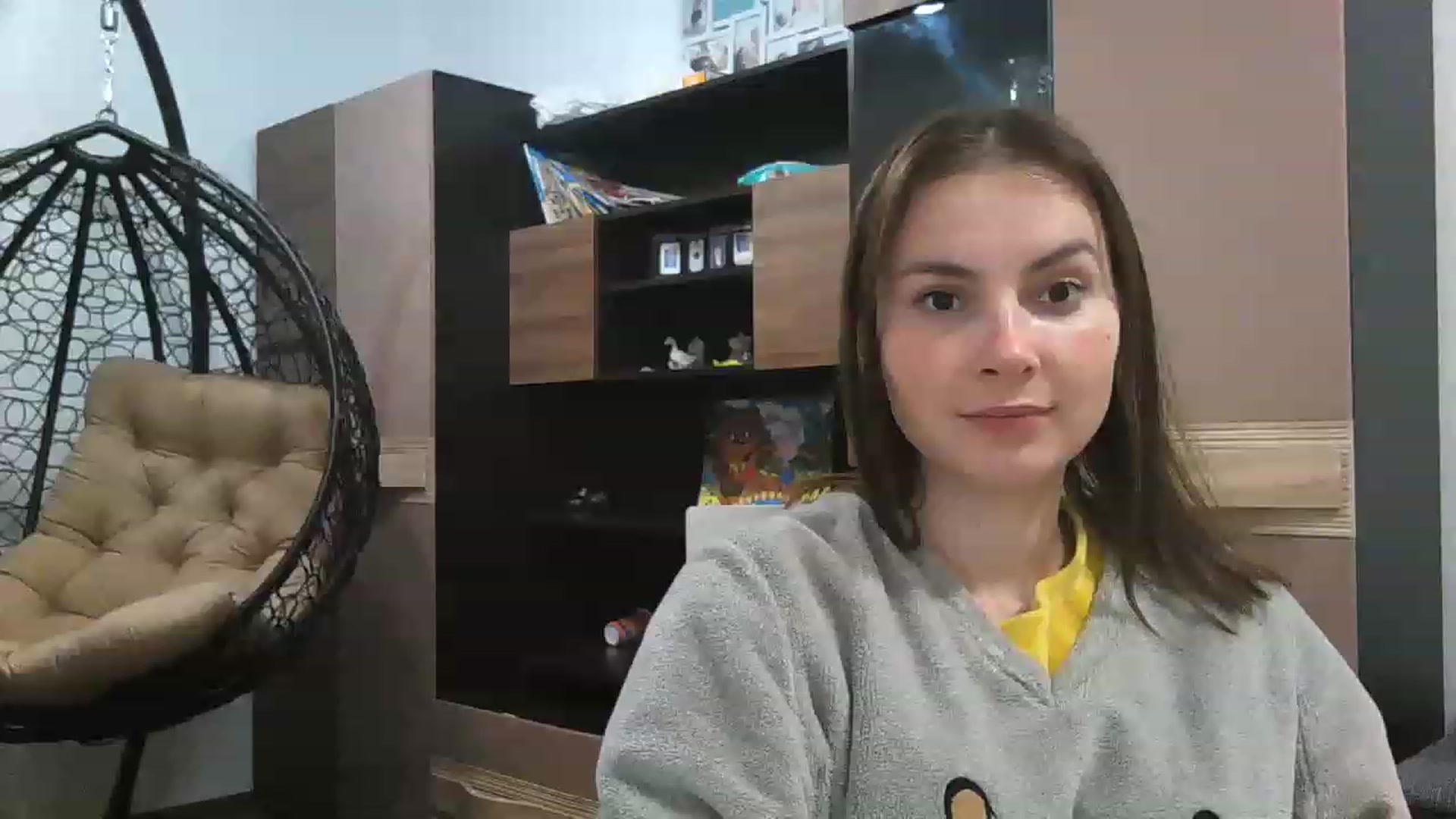 Gallery image thumbnail from MisssLove_is's myfreecams stream on, 12/06/2022, 17:07 image 9 of 20