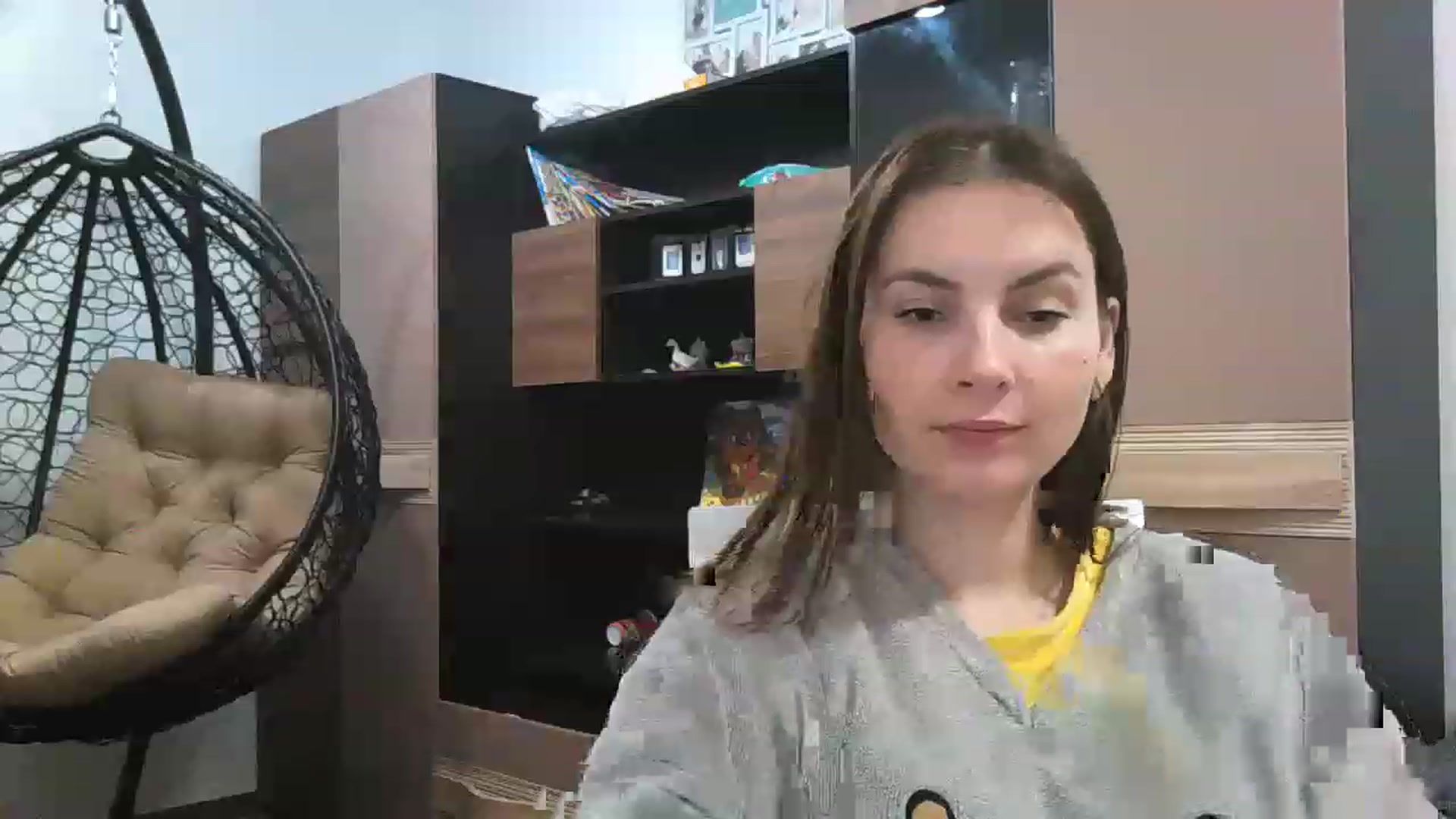 Gallery image thumbnail from MisssLove_is's myfreecams stream on, 12/06/2022, 17:07 image 12 of 20