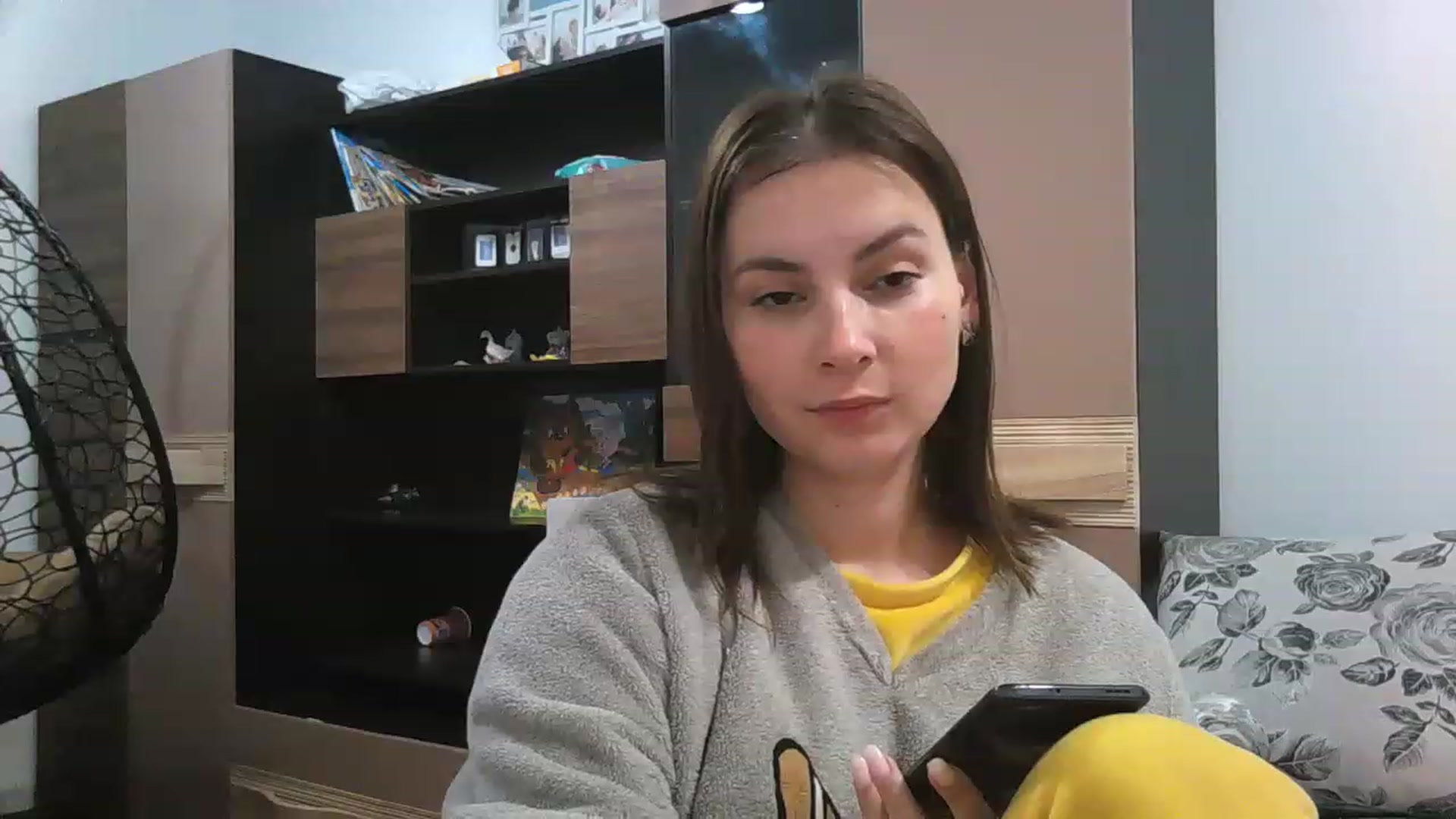 Gallery image thumbnail from MisssLove_is's myfreecams stream on, 12/06/2022, 18:57 image 18 of 20