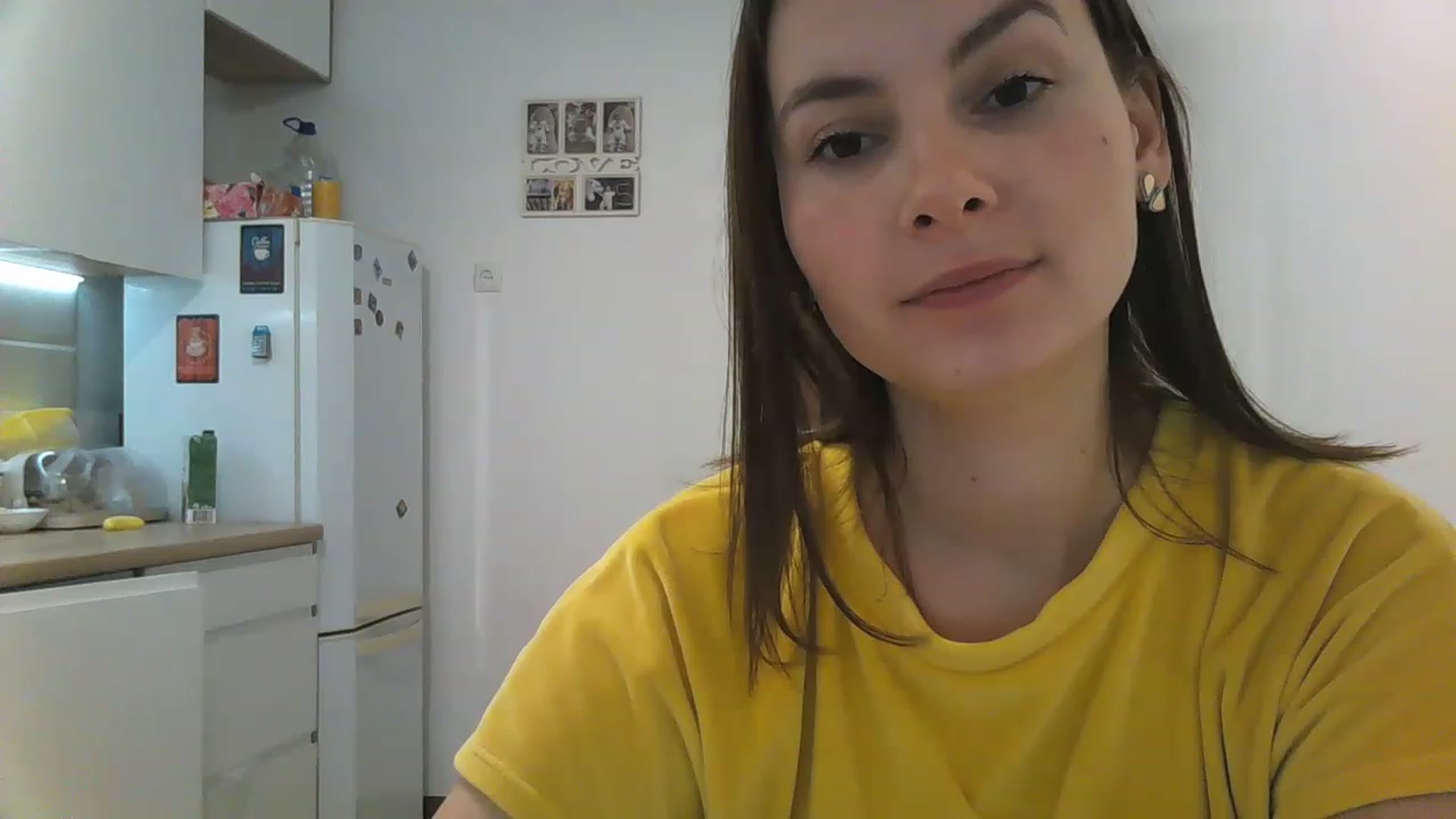 Gallery image thumbnail from MisssLove_is's myfreecams stream on, 12/07/2022, 12:12 image 7 of 20