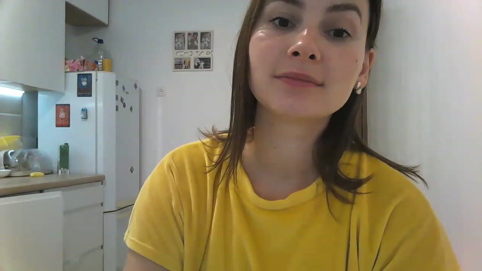 Gallery image thumbnail from MisssLove_is's myfreecams stream on, 12/07/2022, 12:12 image 4 of 20