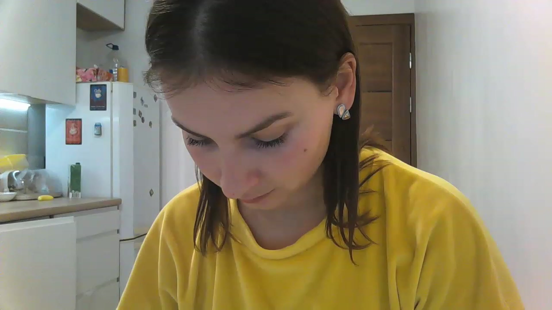 Gallery image thumbnail from MisssLove_is's myfreecams stream on, 12/07/2022, 12:12 image 17 of 20