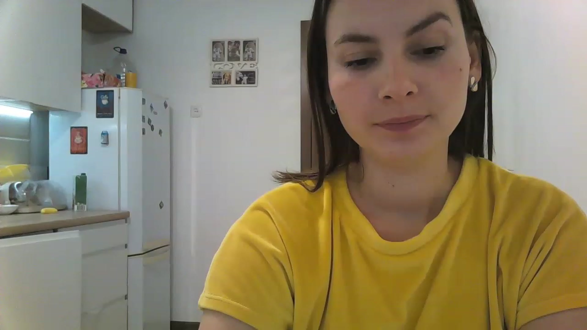 Gallery image thumbnail from MisssLove_is's myfreecams stream on, 12/07/2022, 12:12 image 8 of 20