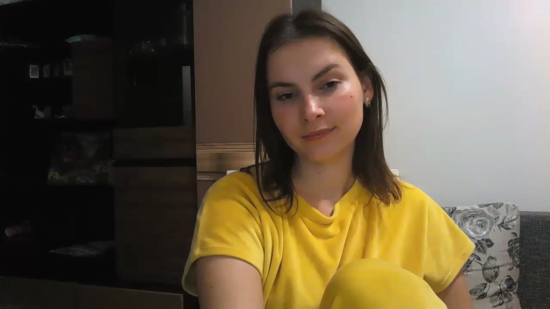Gallery image thumbnail from MisssLove_is's myfreecams stream on, 12/07/2022, 17:16 image 11 of 20