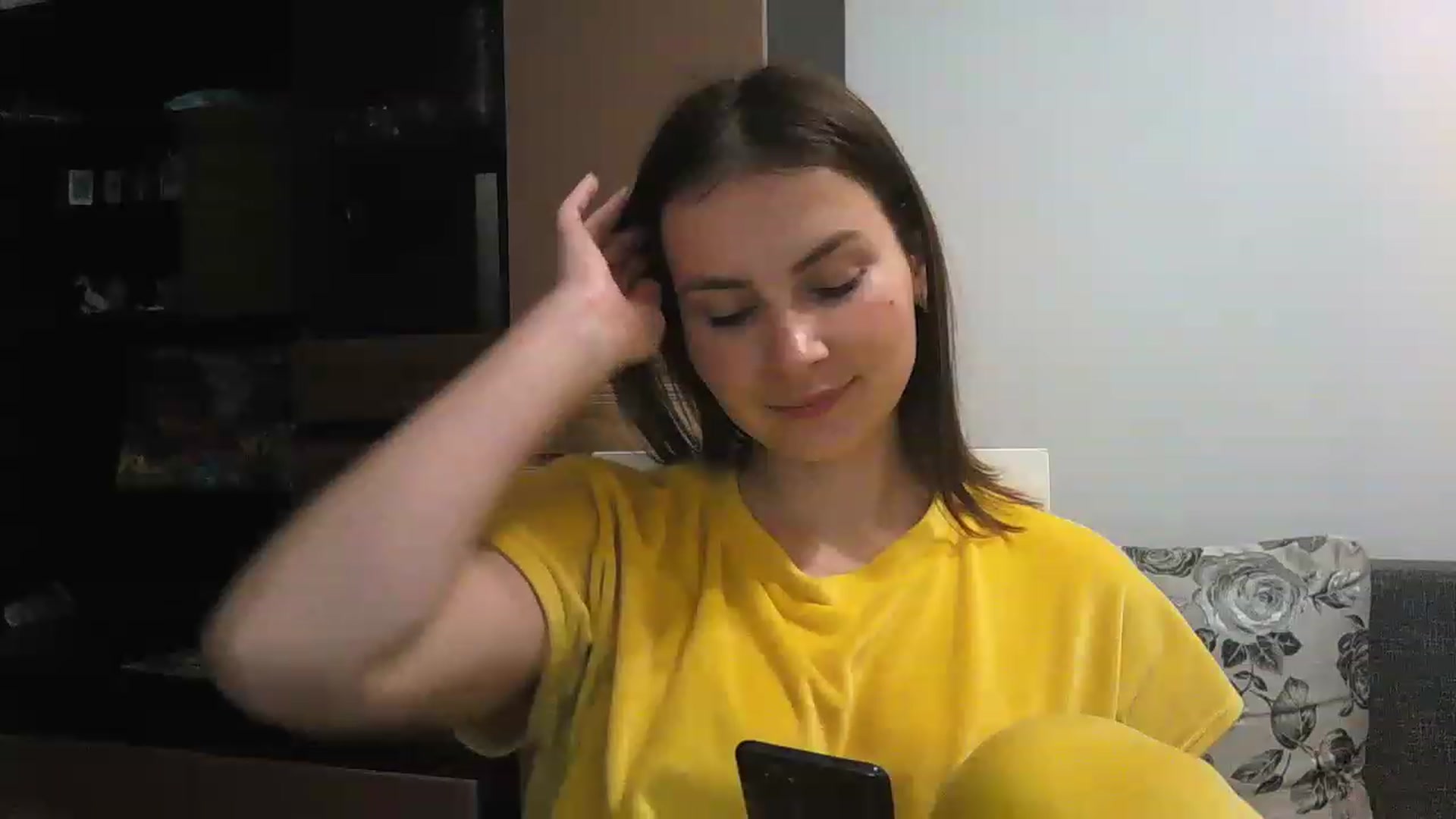 Gallery image thumbnail from MisssLove_is's myfreecams stream on, 12/07/2022, 17:16 image 18 of 20