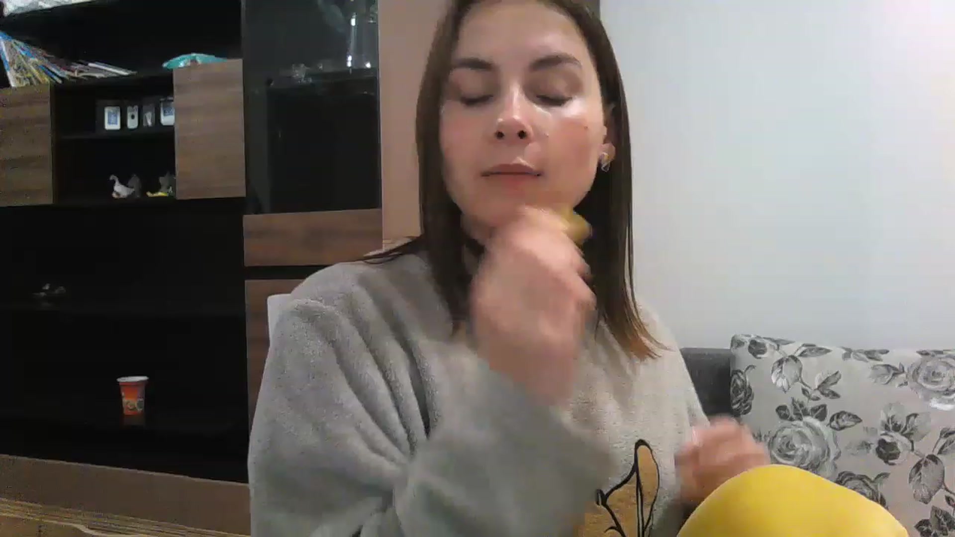 Gallery image thumbnail from MisssLove_is's myfreecams stream on, 12/07/2022, 18:33 image 5 of 20