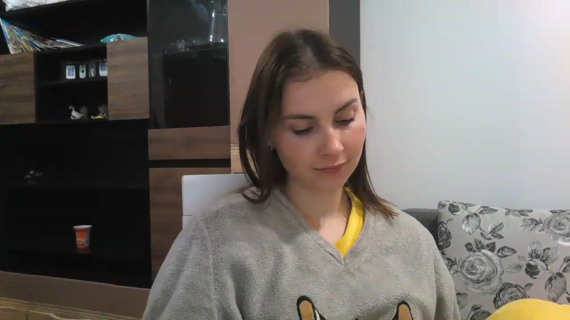 Gallery image thumbnail from MisssLove_is's myfreecams stream on, 12/07/2022, 18:33 image 20 of 20