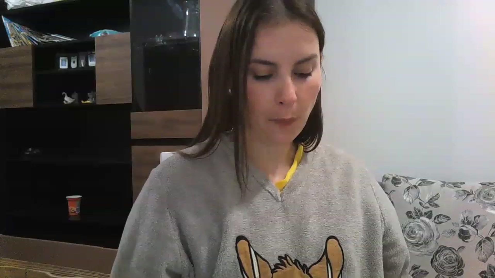 Gallery image thumbnail from MisssLove_is's myfreecams stream on, 12/07/2022, 18:33 image 9 of 20