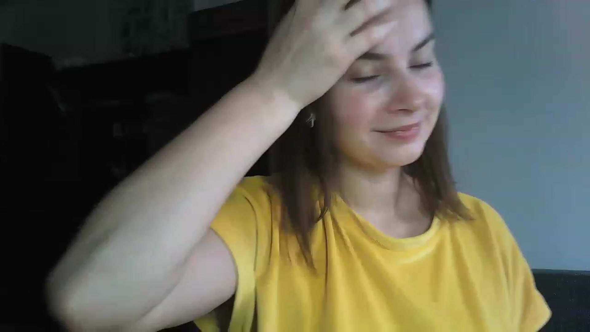 Gallery image thumbnail from MisssLove_is's myfreecams stream on, 12/08/2022, 09:33 image 17 of 20