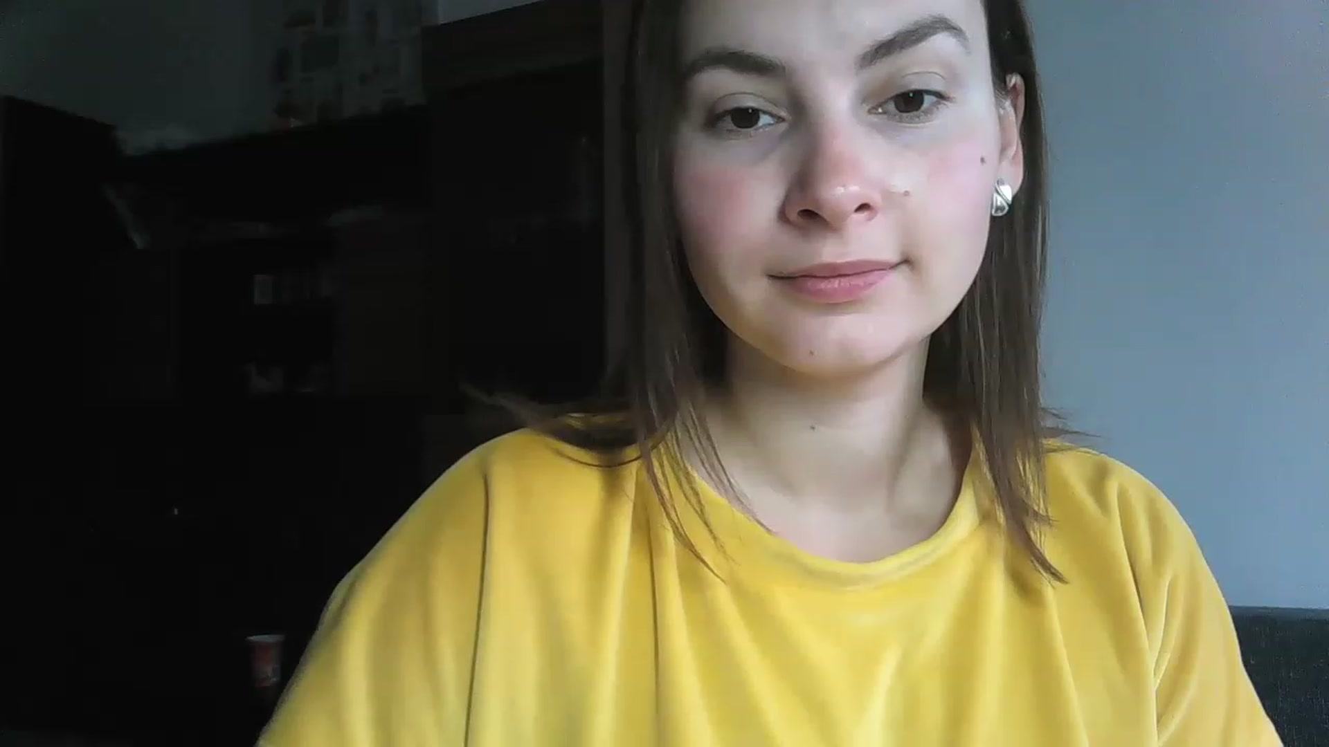 Gallery image thumbnail from MisssLove_is's myfreecams stream on, 12/08/2022, 09:33 image 18 of 20