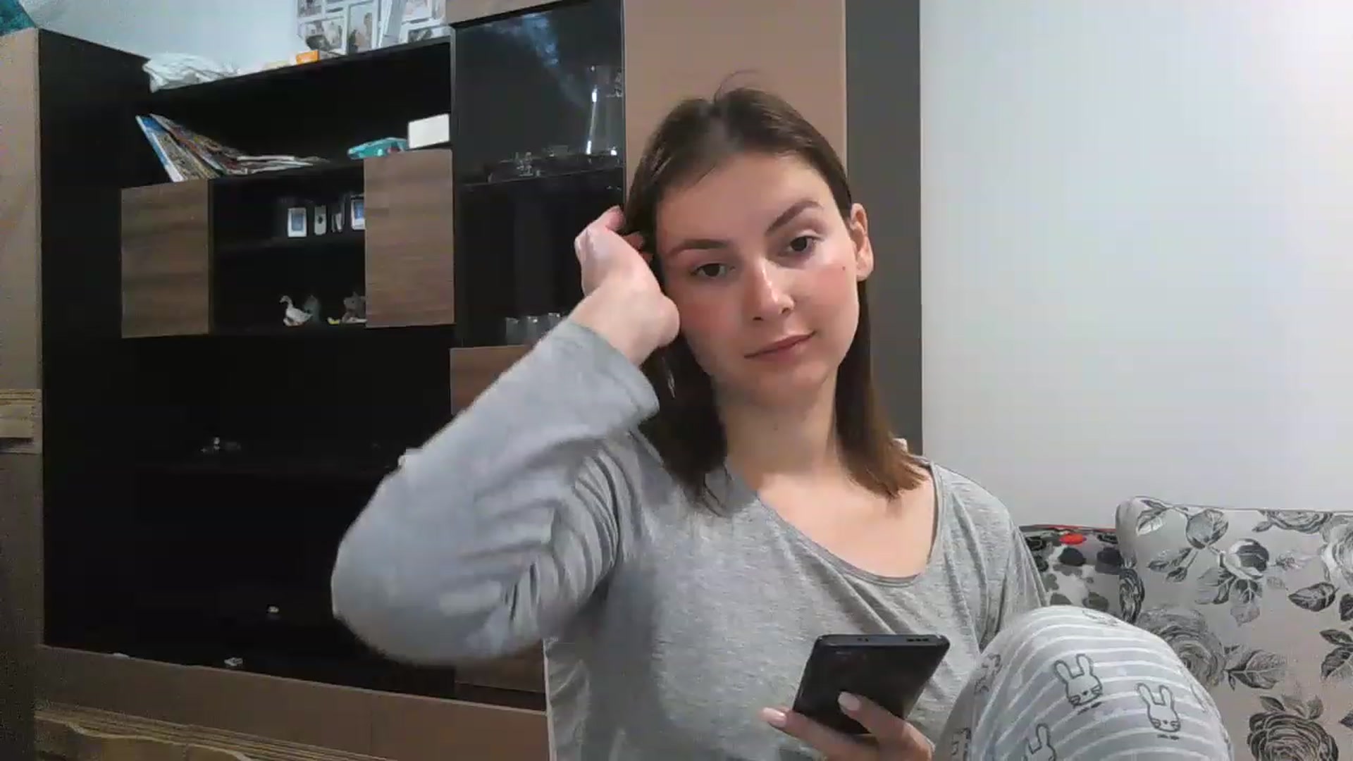Gallery image thumbnail from MisssLove_is's myfreecams stream on, 12/09/2022, 10:53 image 4 of 20