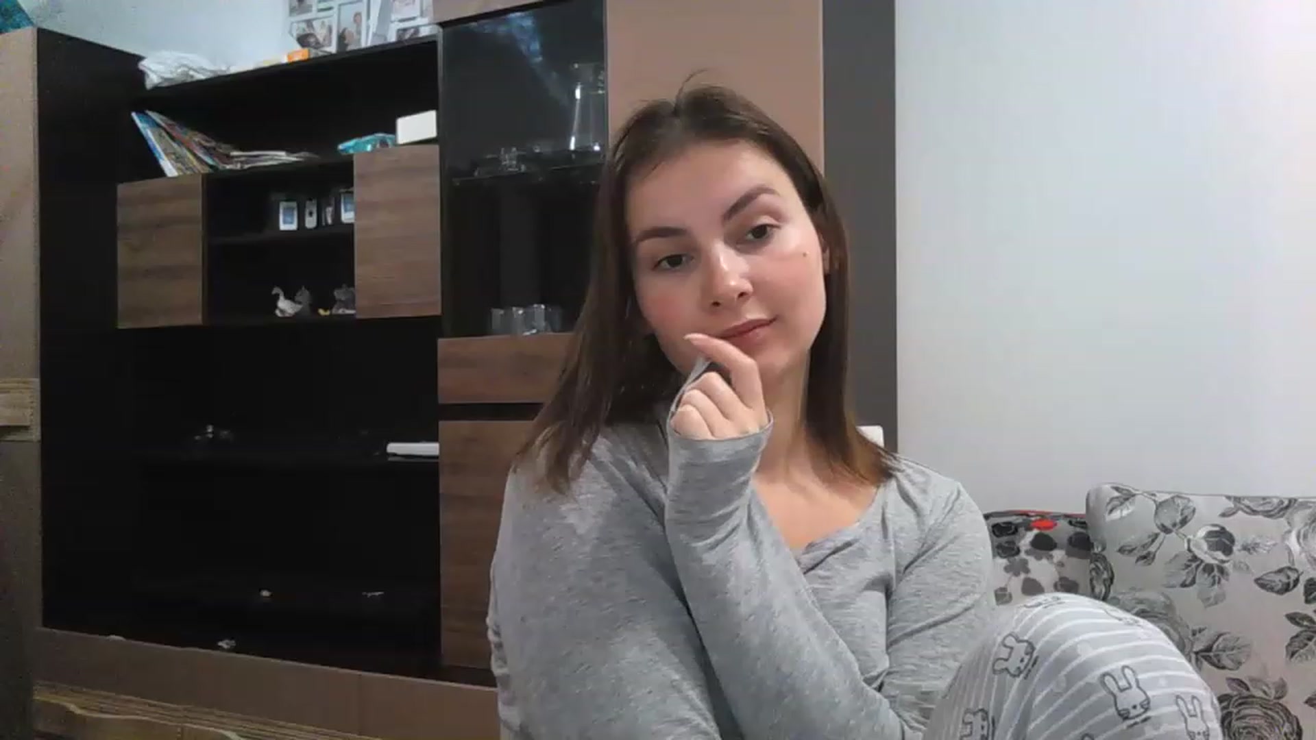 Gallery image thumbnail from MisssLove_is's myfreecams stream on, 12/09/2022, 10:53 image 1 of 20