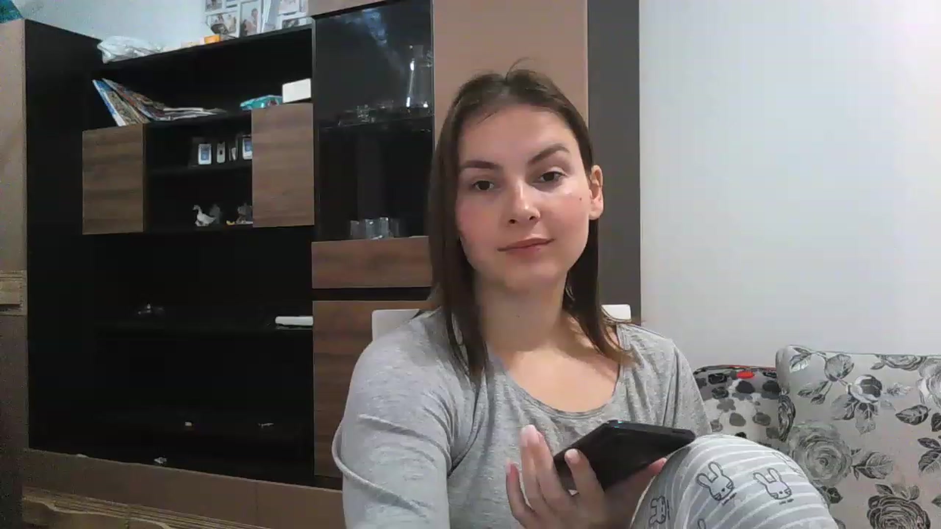 Gallery image thumbnail from MisssLove_is's myfreecams stream on, 12/09/2022, 10:53 image 16 of 20