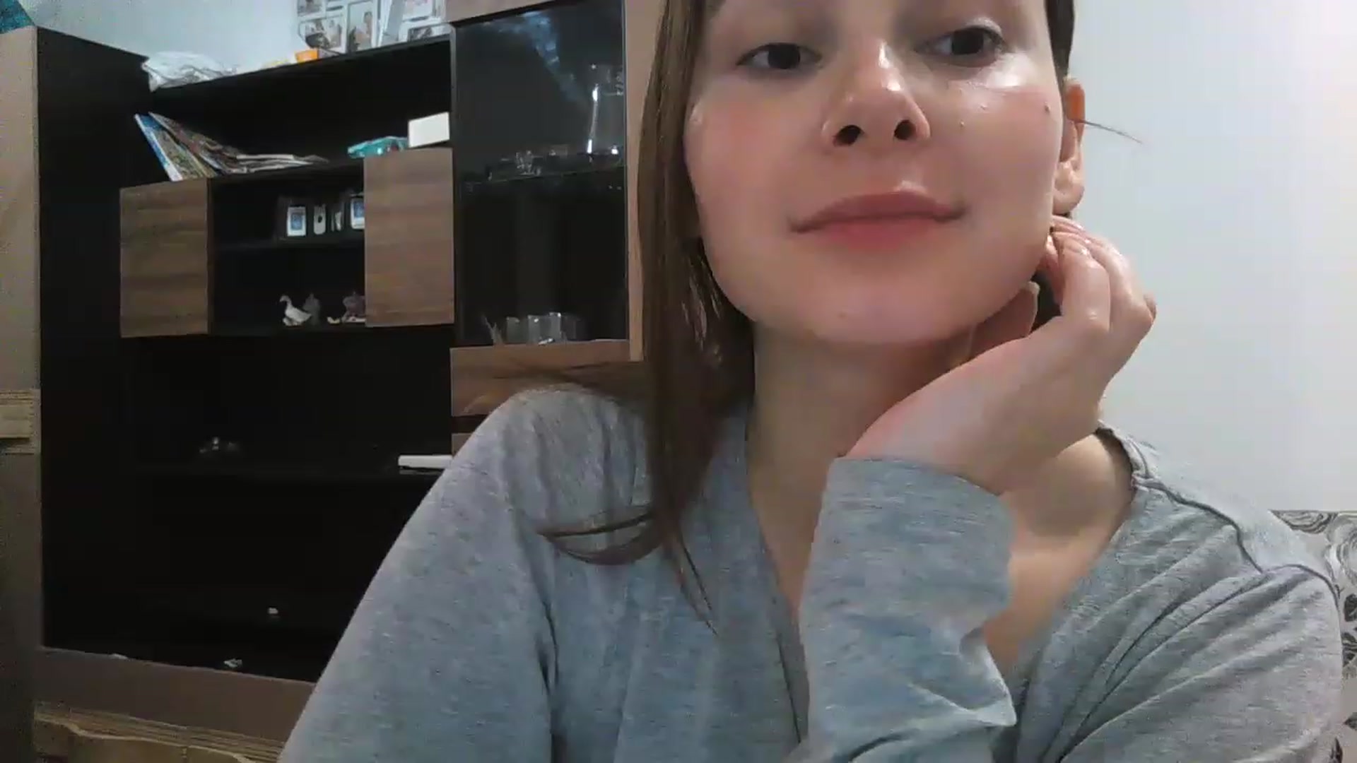 Gallery image thumbnail from MisssLove_is's myfreecams stream on, 12/09/2022, 10:53 image 9 of 20