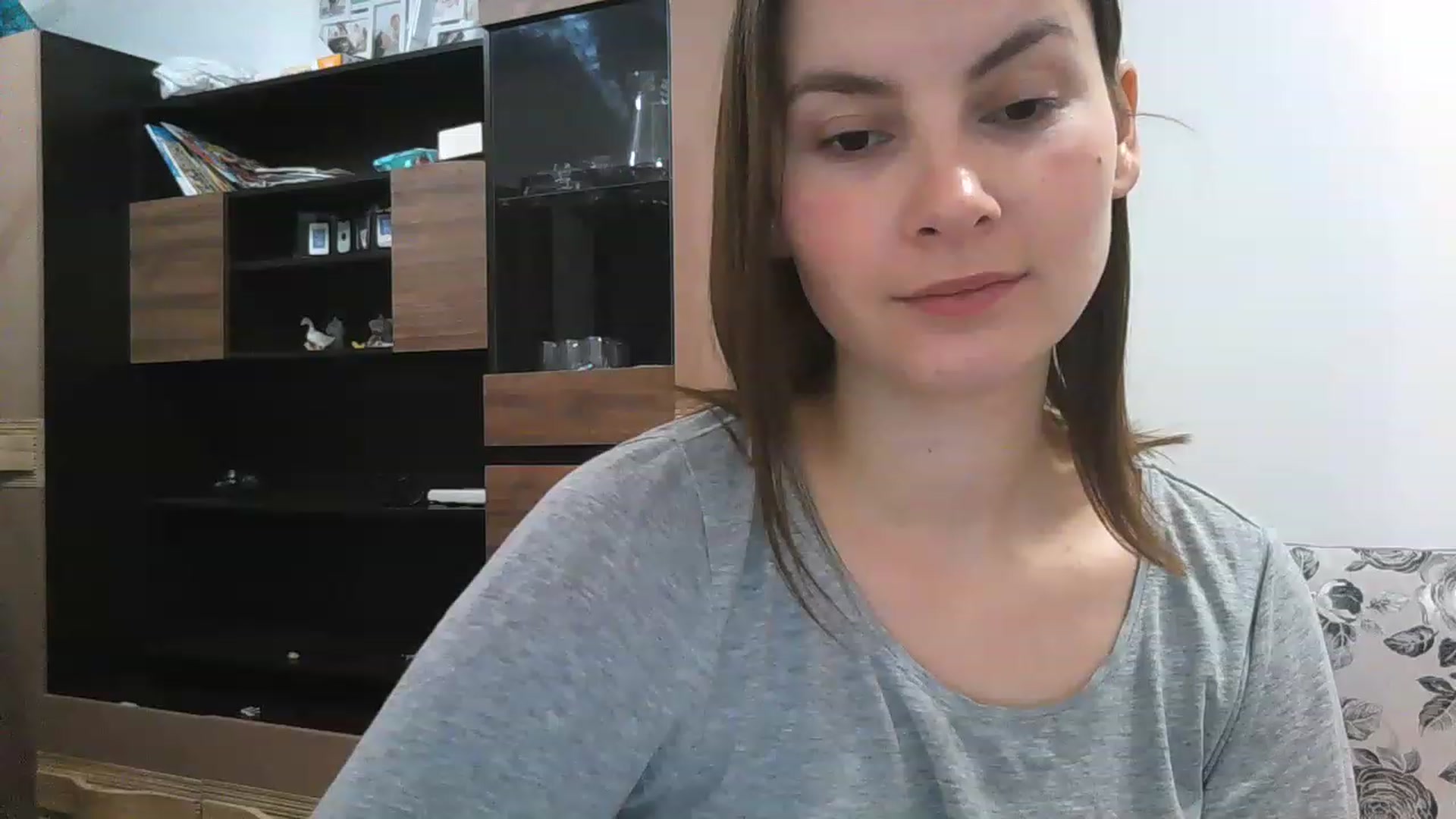 Gallery image thumbnail from MisssLove_is's myfreecams stream on, 12/09/2022, 10:53 image 14 of 20