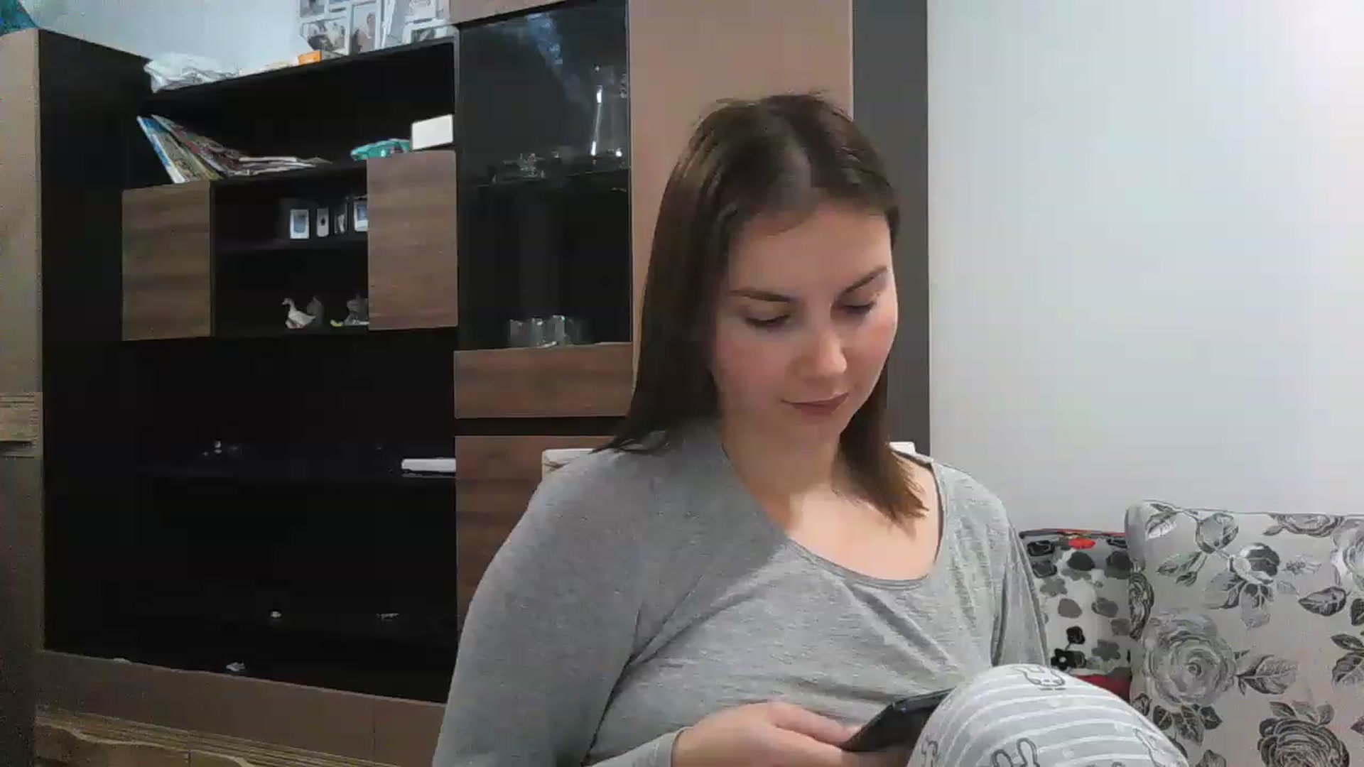Gallery image thumbnail from MisssLove_is's myfreecams stream on, 12/09/2022, 10:53 image 5 of 20