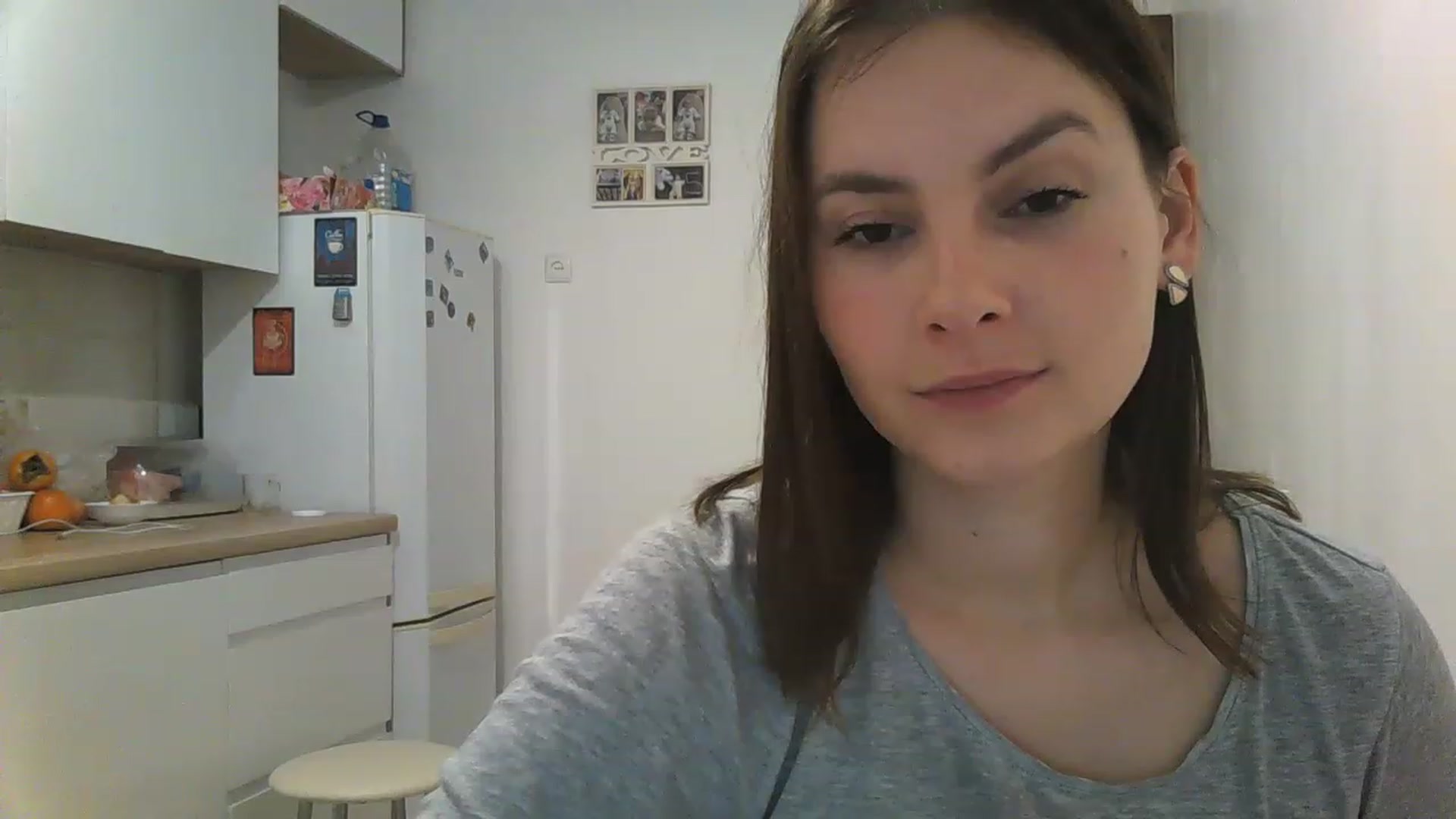 Gallery image thumbnail from MisssLove_is's myfreecams stream on, 12/09/2022, 13:19 image 18 of 20