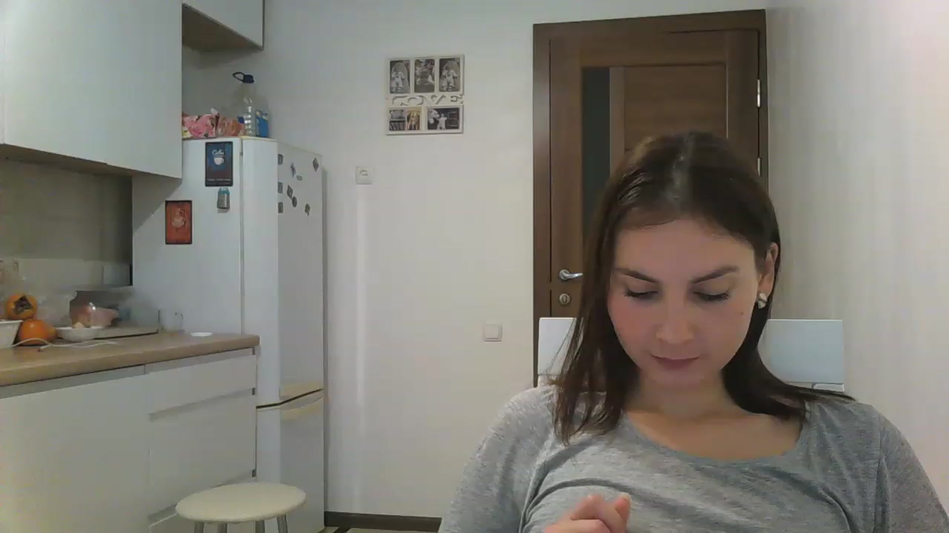 Gallery image thumbnail from MisssLove_is's myfreecams stream on, 12/09/2022, 13:19 image 15 of 20