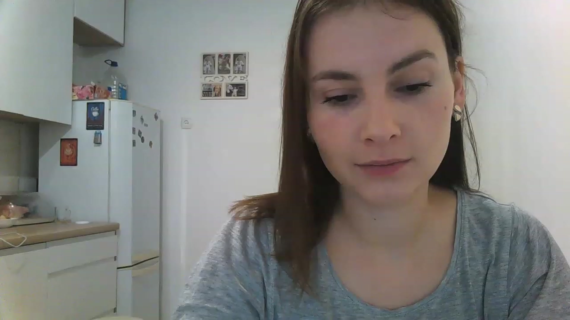 Gallery image thumbnail from MisssLove_is's myfreecams stream on, 12/09/2022, 13:19 image 3 of 20
