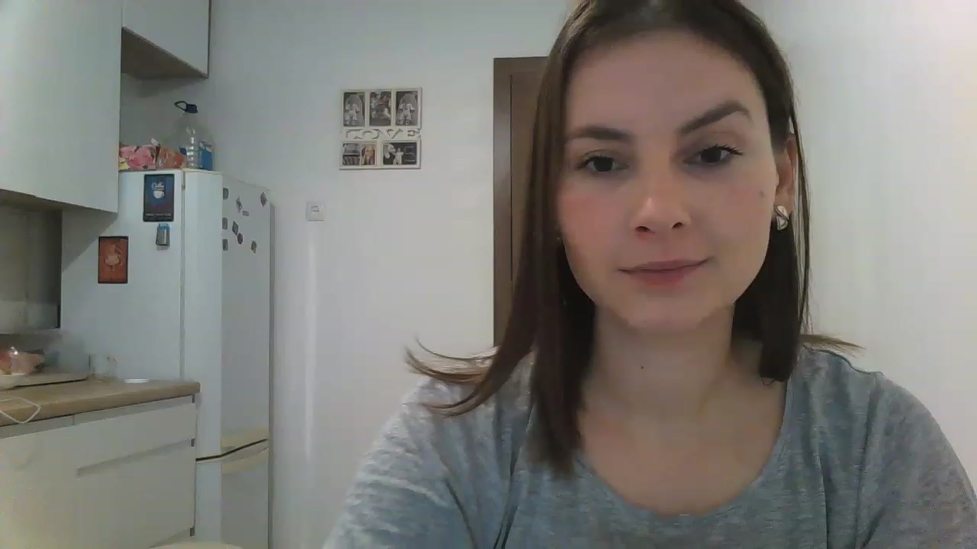 Gallery image thumbnail from MisssLove_is's myfreecams stream on, 12/09/2022, 13:19 image 7 of 20
