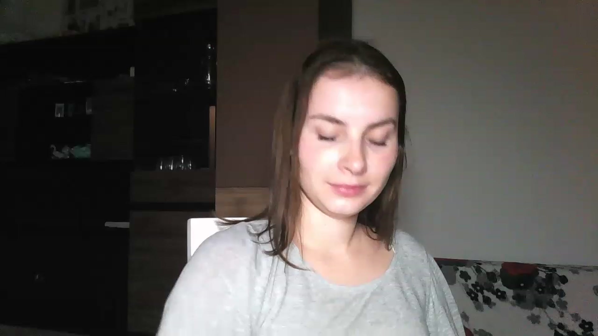 Gallery image thumbnail from MisssLove_is's myfreecams stream on, 12/09/2022, 18:46 image 16 of 20