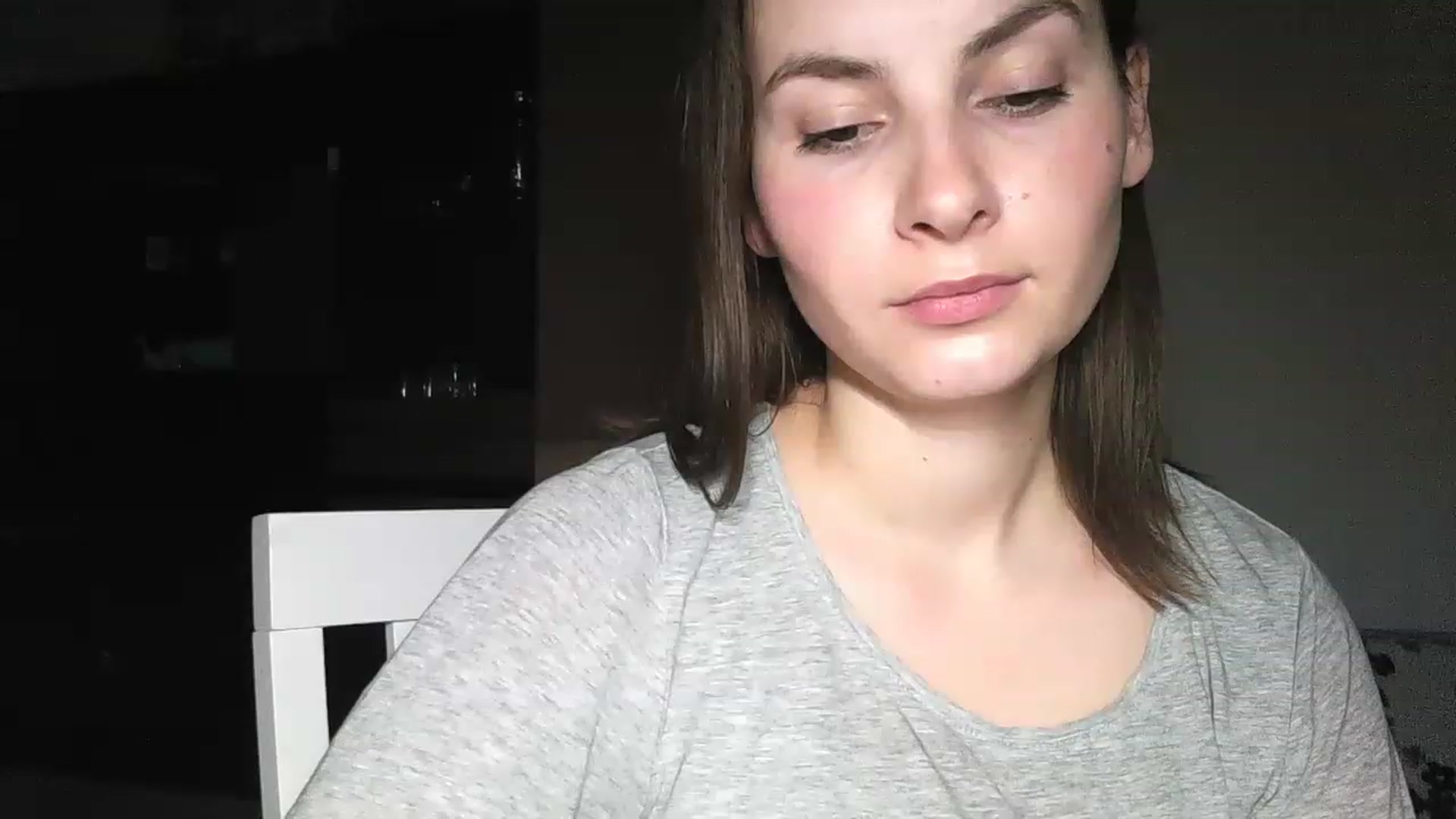 Gallery image thumbnail from MisssLove_is's myfreecams stream on, 12/09/2022, 19:15 image 12 of 20