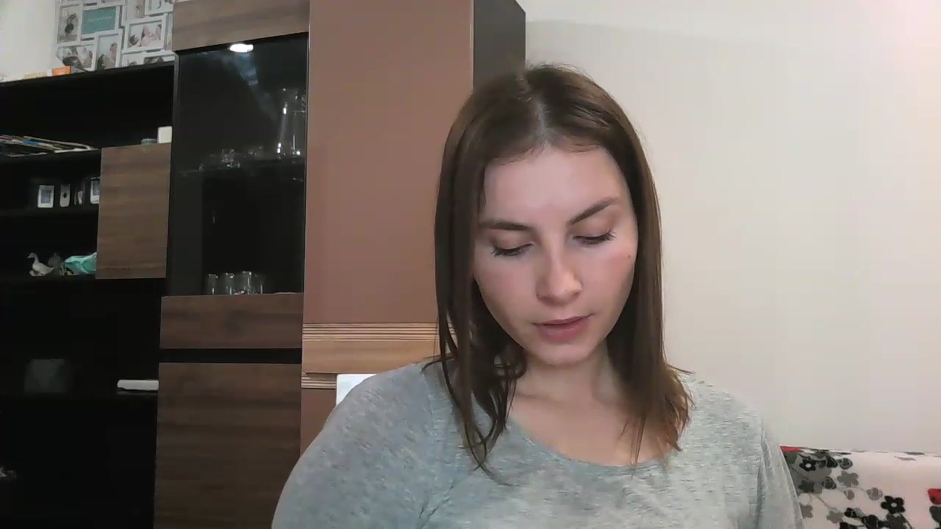 Gallery image thumbnail from MisssLove_is's myfreecams stream on, 12/10/2022, 11:30 image 18 of 20