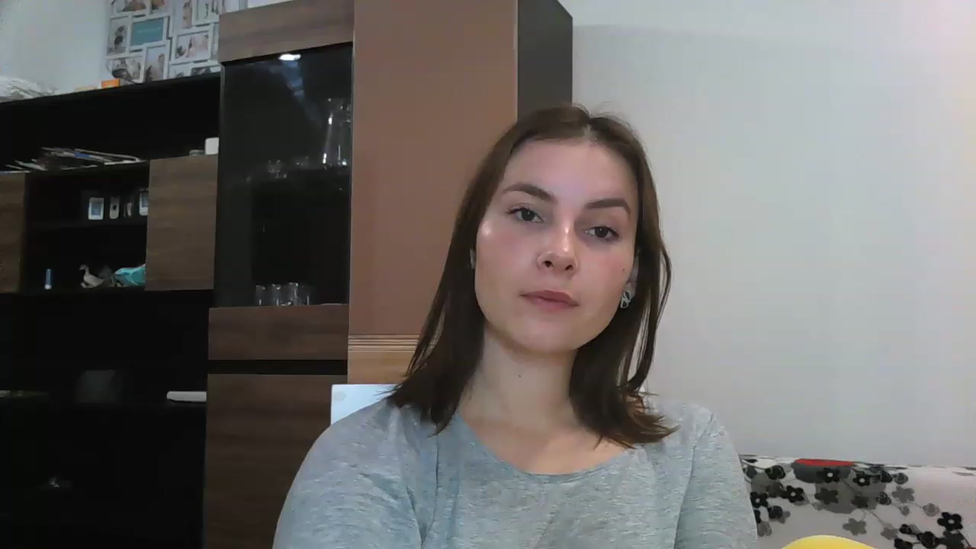 Gallery image thumbnail from MisssLove_is's myfreecams stream on, 12/10/2022, 11:30 image 2 of 20