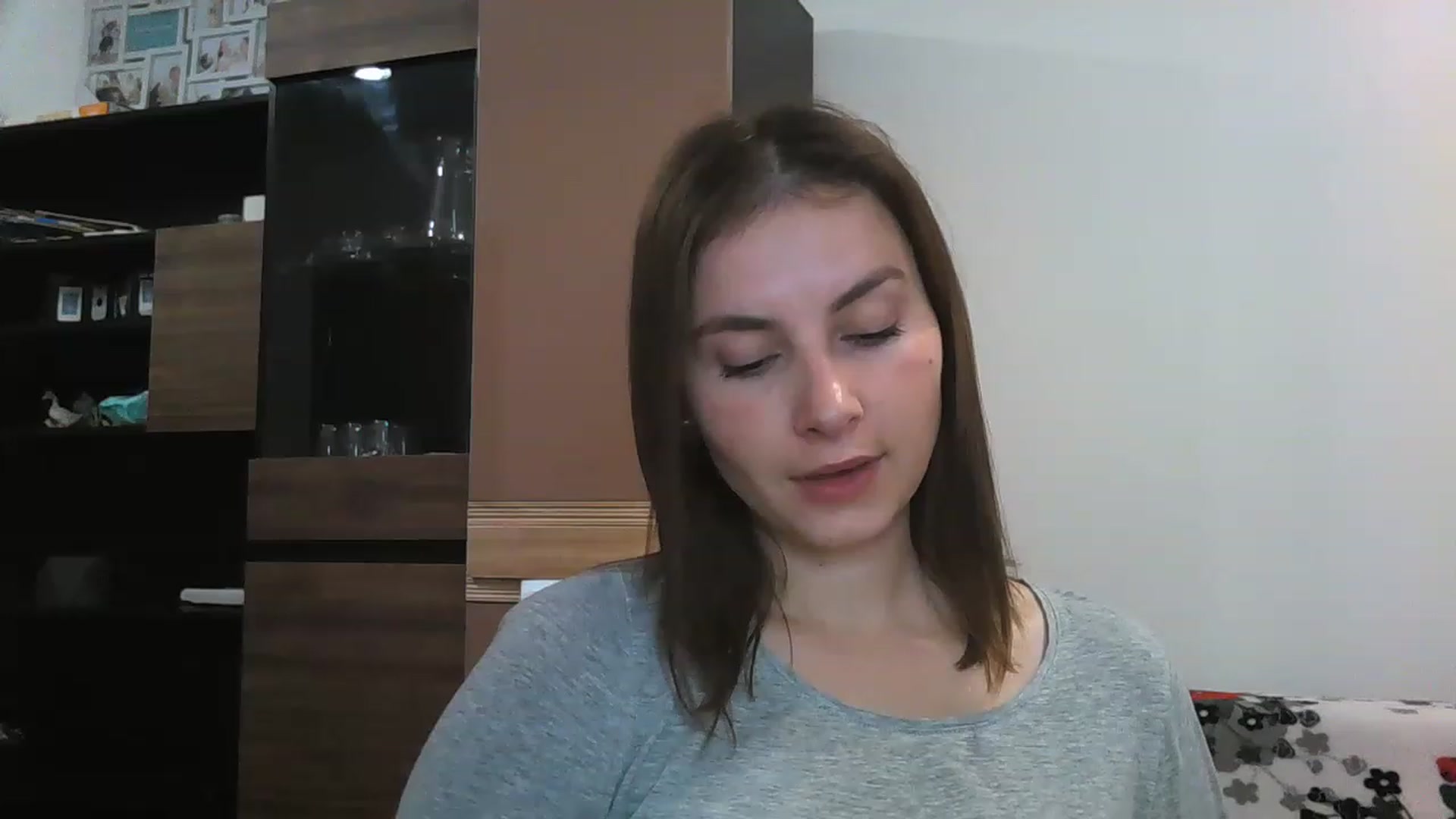 Gallery image thumbnail from MisssLove_is's myfreecams stream on, 12/10/2022, 11:30 image 14 of 20