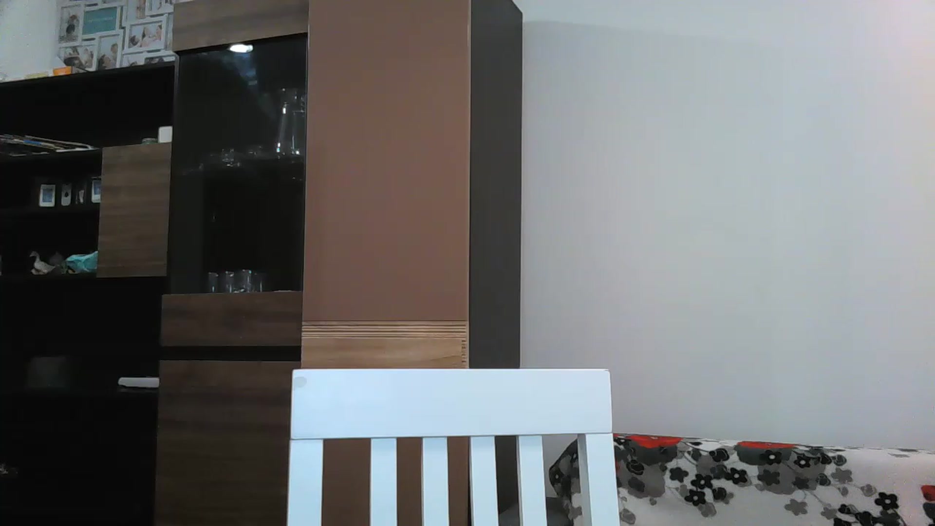 Gallery image thumbnail from MisssLove_is's myfreecams stream on, 12/10/2022, 11:30 image 8 of 20