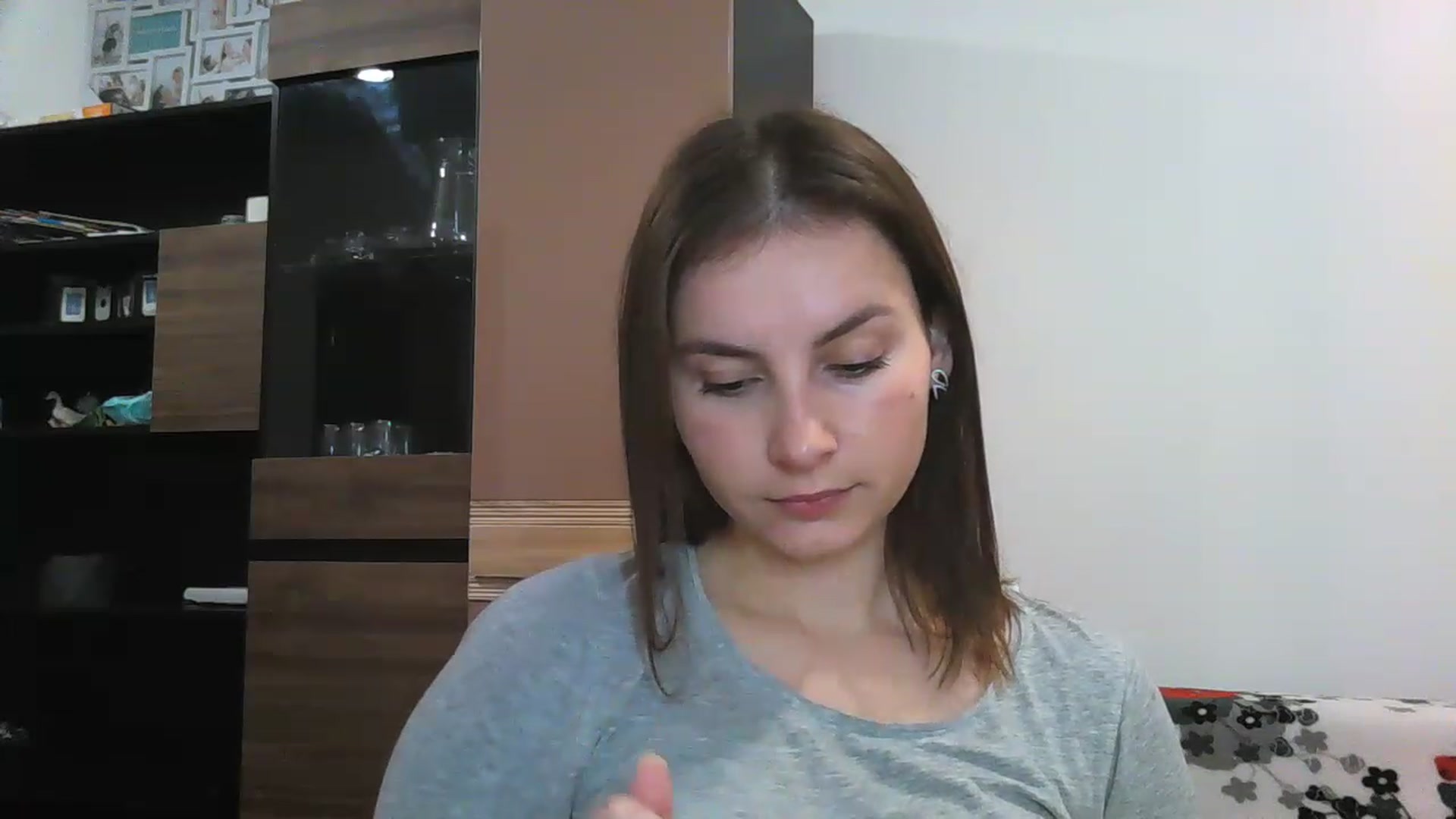 Gallery image thumbnail from MisssLove_is's myfreecams stream on, 12/10/2022, 11:30 image 10 of 20