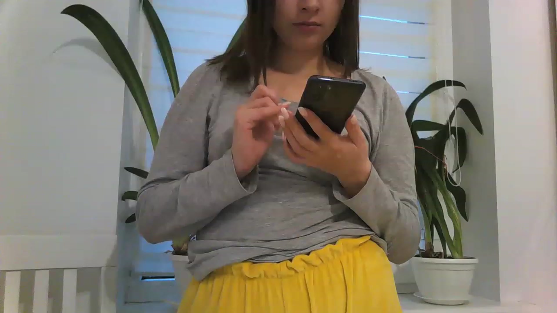 Gallery image thumbnail from MisssLove_is's myfreecams stream on, 12/10/2022, 13:49 image 10 of 20