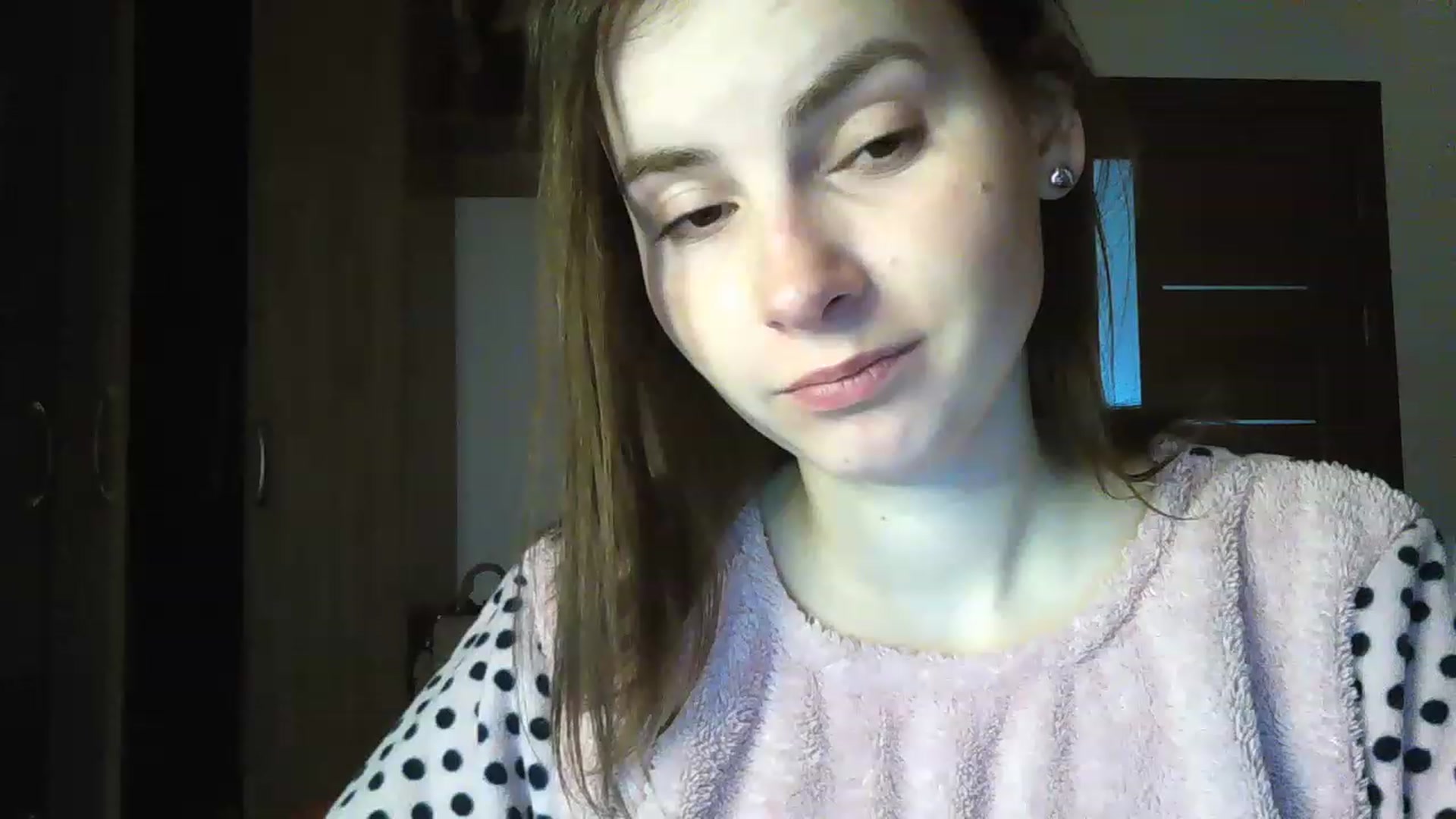 Gallery image thumbnail from MisssLove_is's myfreecams stream on, 12/11/2022, 13:06 image 13 of 20