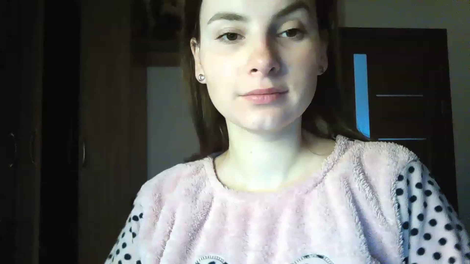 Gallery image thumbnail from MisssLove_is's myfreecams stream on, 12/11/2022, 13:06 image 9 of 20