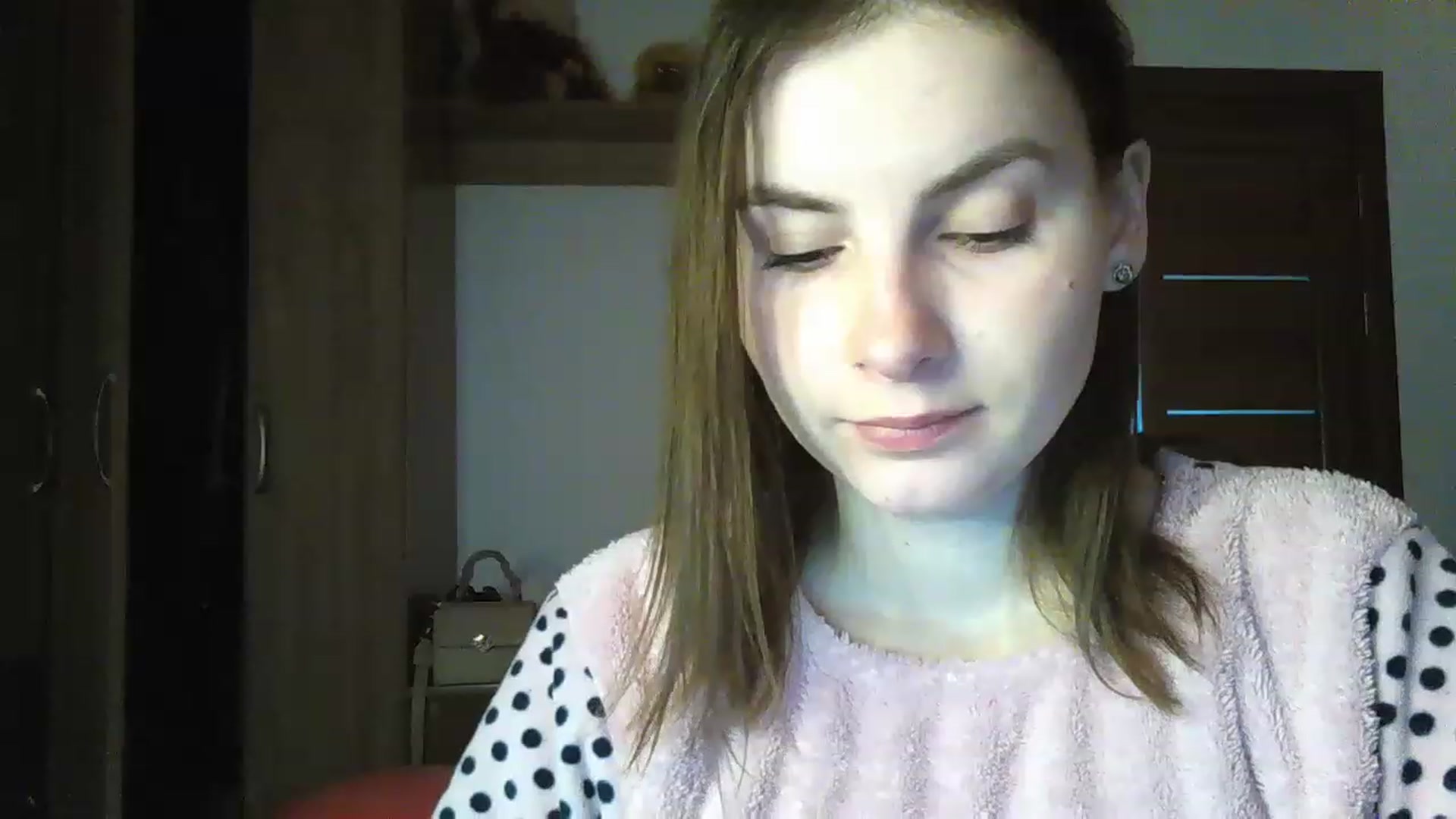 Gallery image thumbnail from MisssLove_is's myfreecams stream on, 12/11/2022, 13:06 image 19 of 20