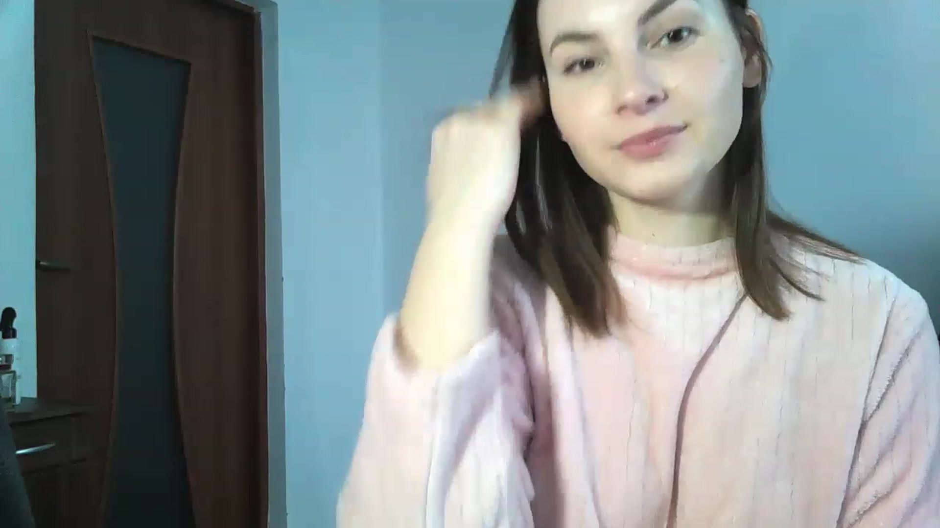 Gallery image thumbnail from MisssLove_is's myfreecams stream on, 12/12/2022, 10:18 image 8 of 20