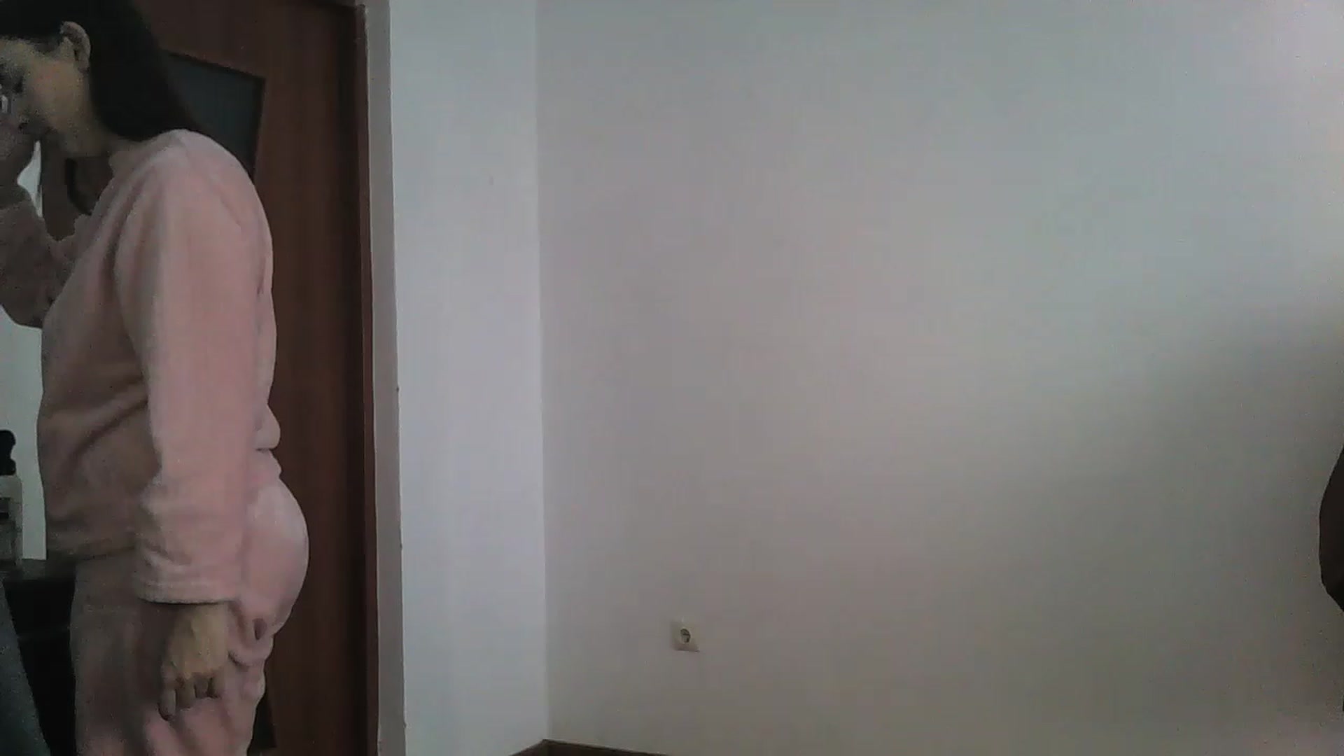 Gallery image thumbnail from MisssLove_is's myfreecams stream on, 12/12/2022, 10:18 image 3 of 20