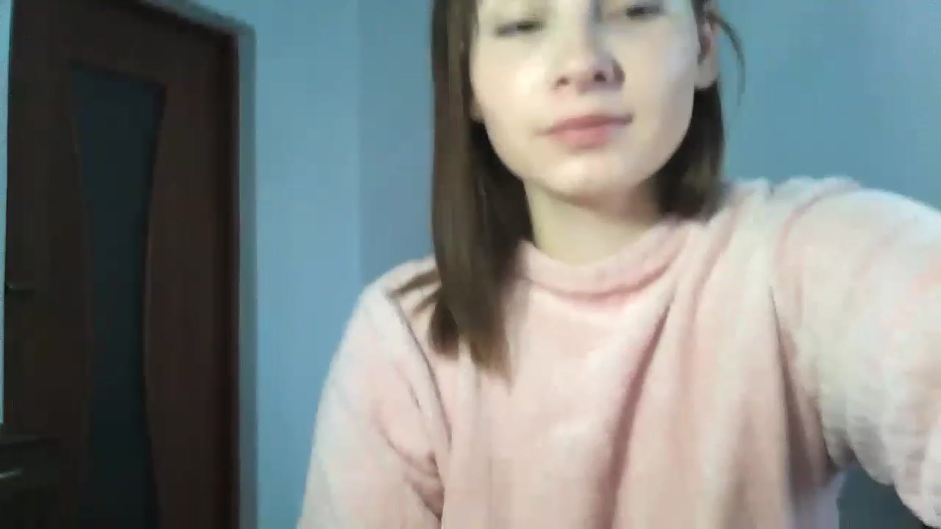 Gallery image thumbnail from MisssLove_is's myfreecams stream on, 12/12/2022, 10:18 image 4 of 20